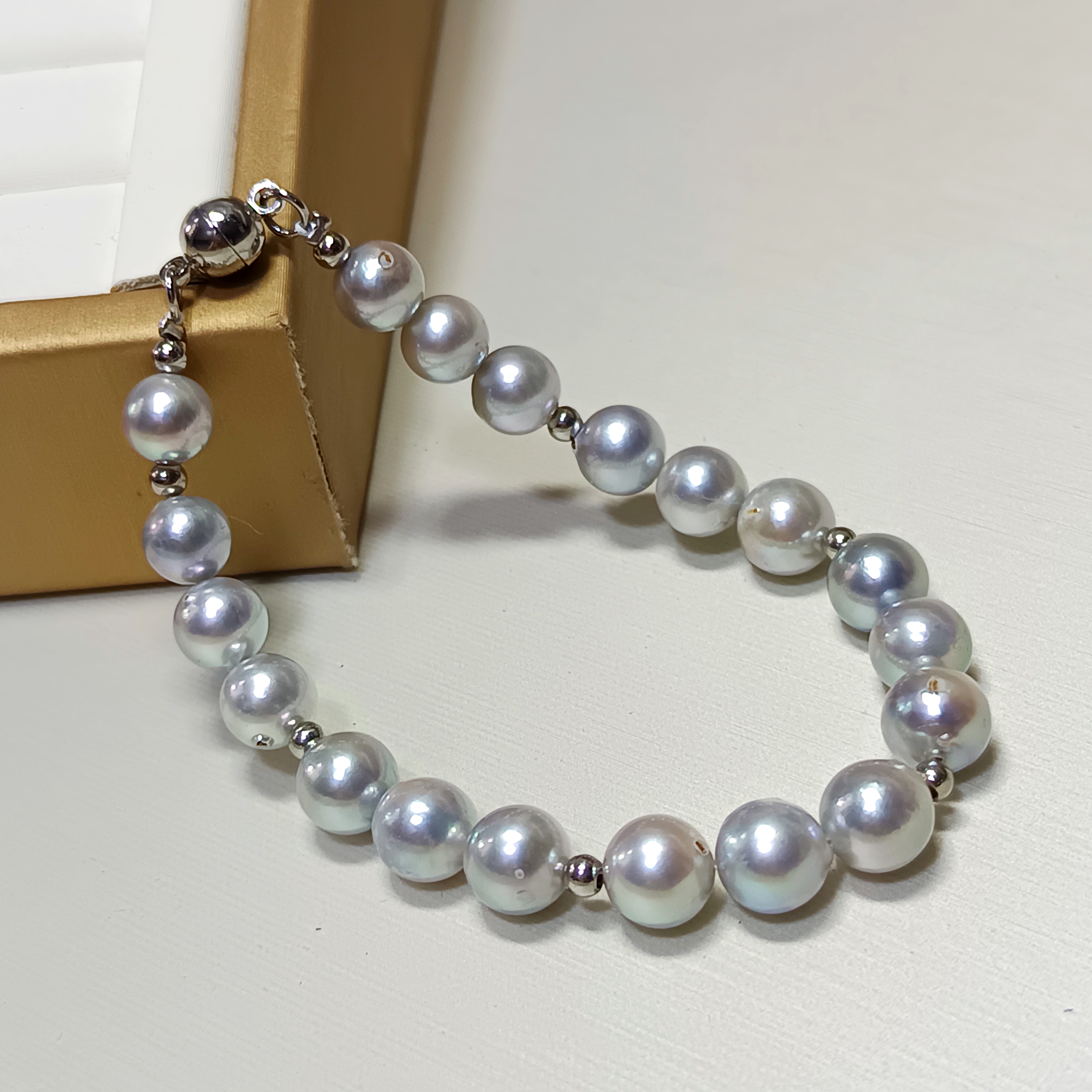 特價品‼️正圓強光日本真多麻海水珍珠注白金磁扣手鍊