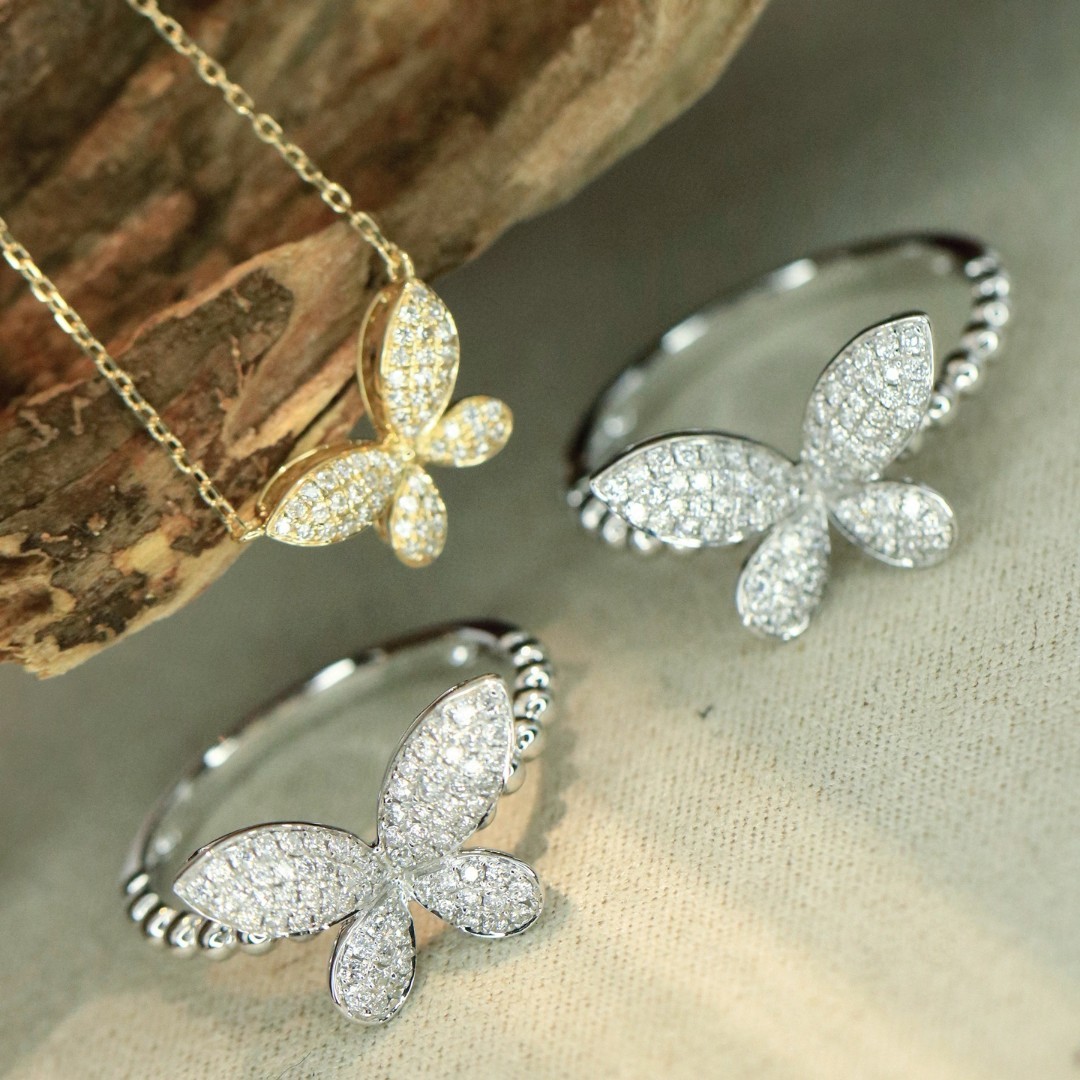 18K Diamond Ring 