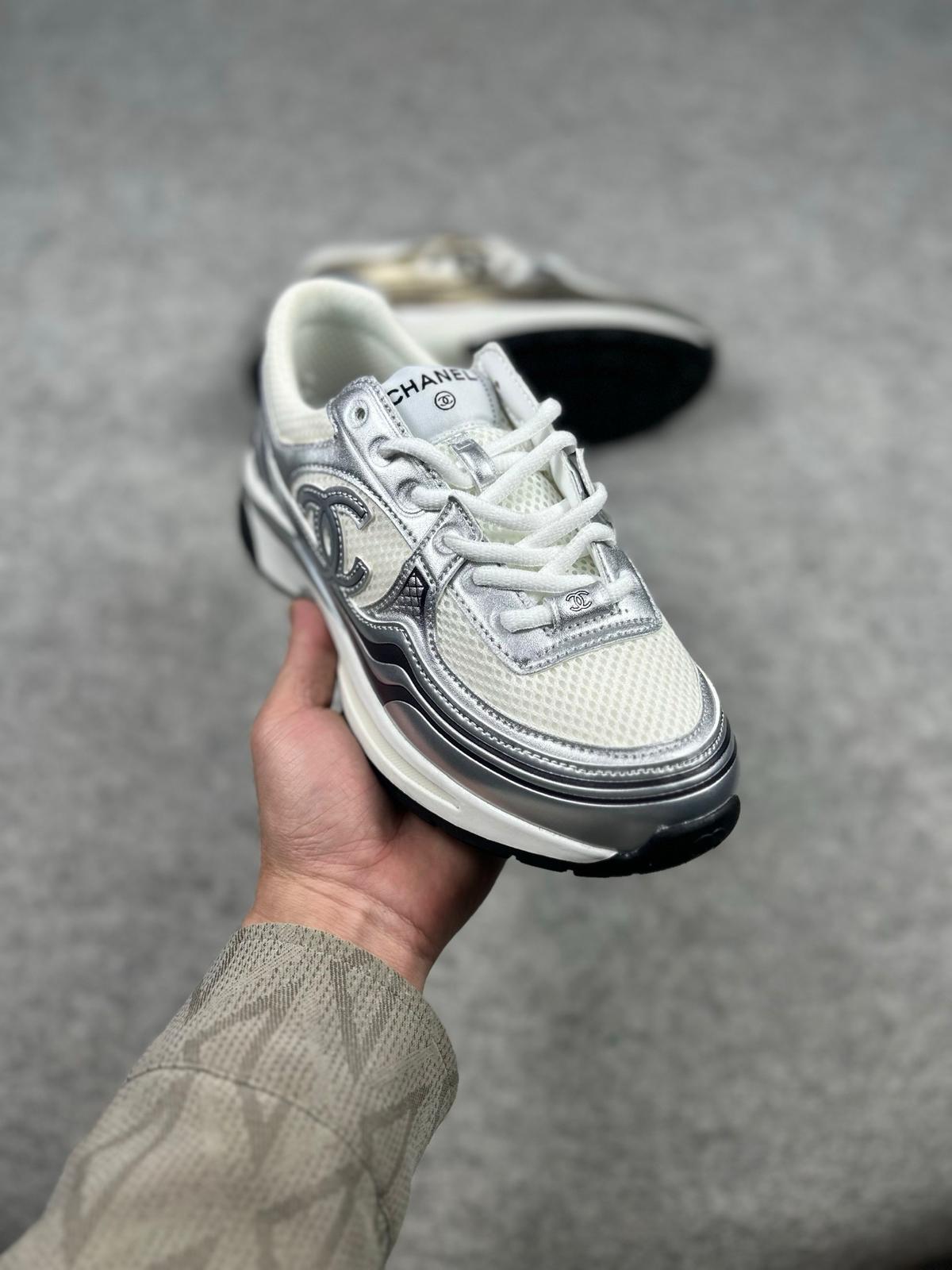 $499對/多色,👟 Chanel 23C早春 皮革 徽標 銀角大王