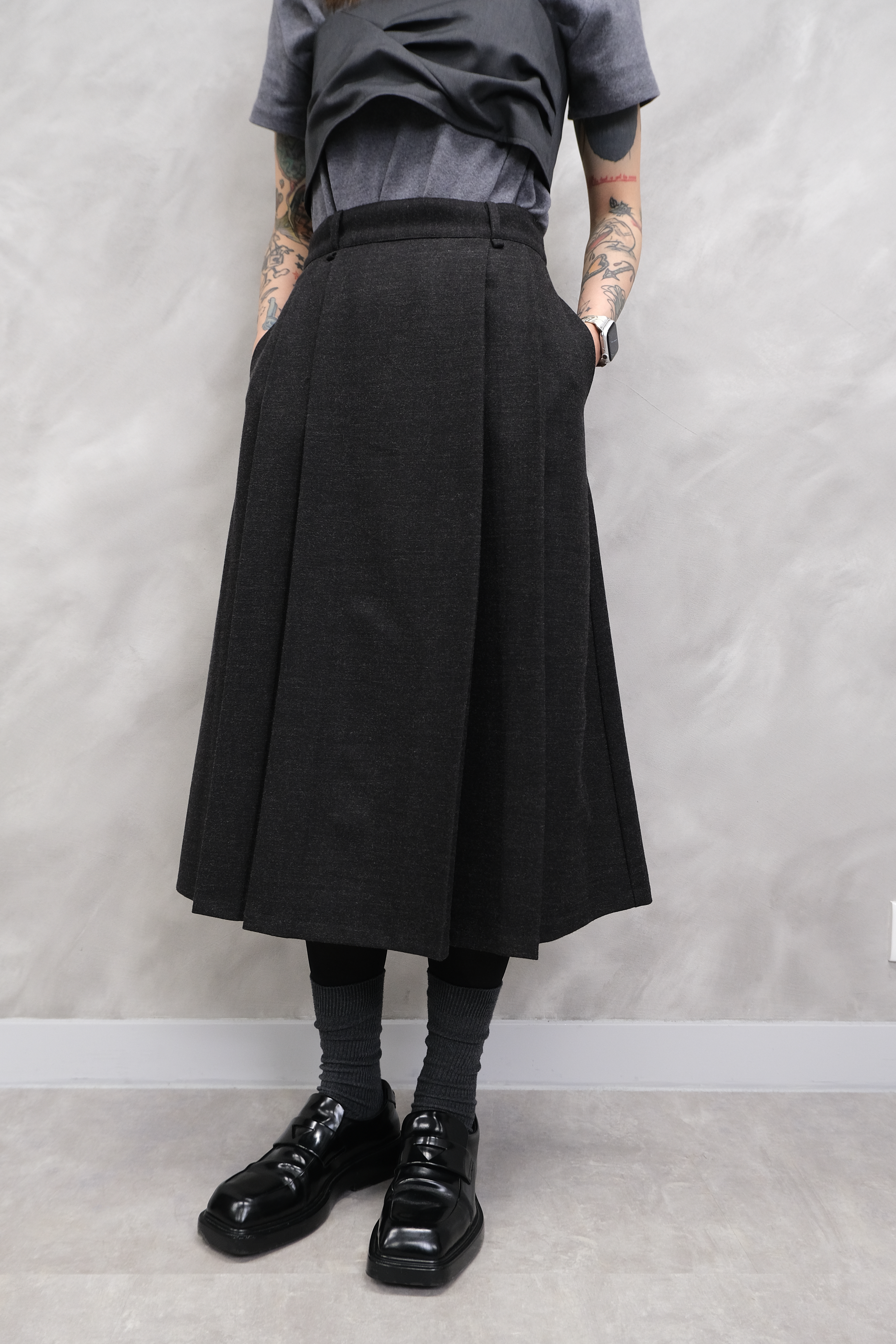 Pleated wool skirt #sk27