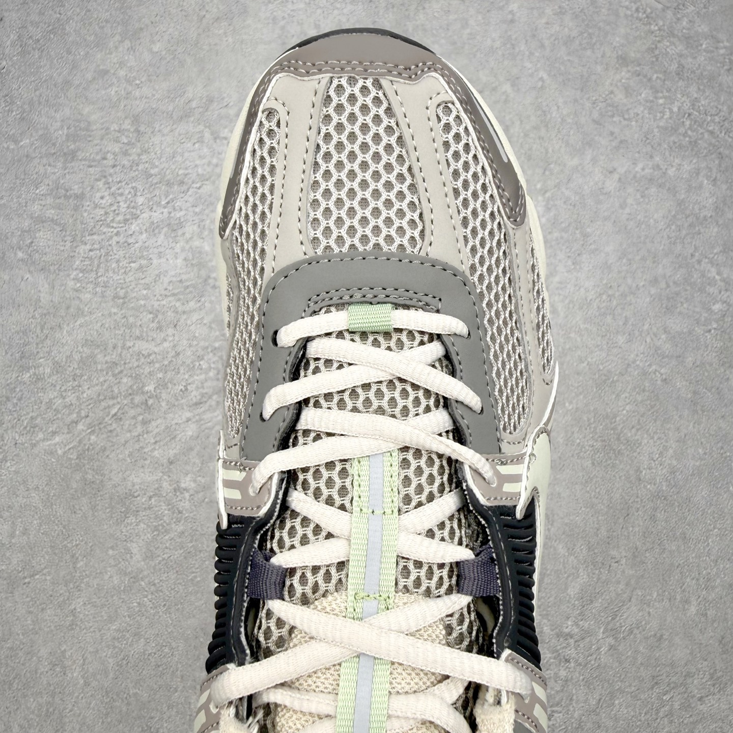 Nike Air Zoom Vomero 5 FB8825-001