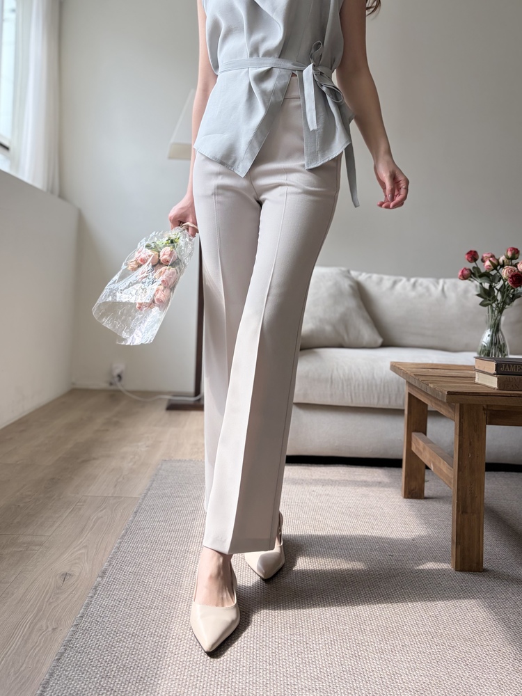 Classique Tailored Pants (Light Beige)