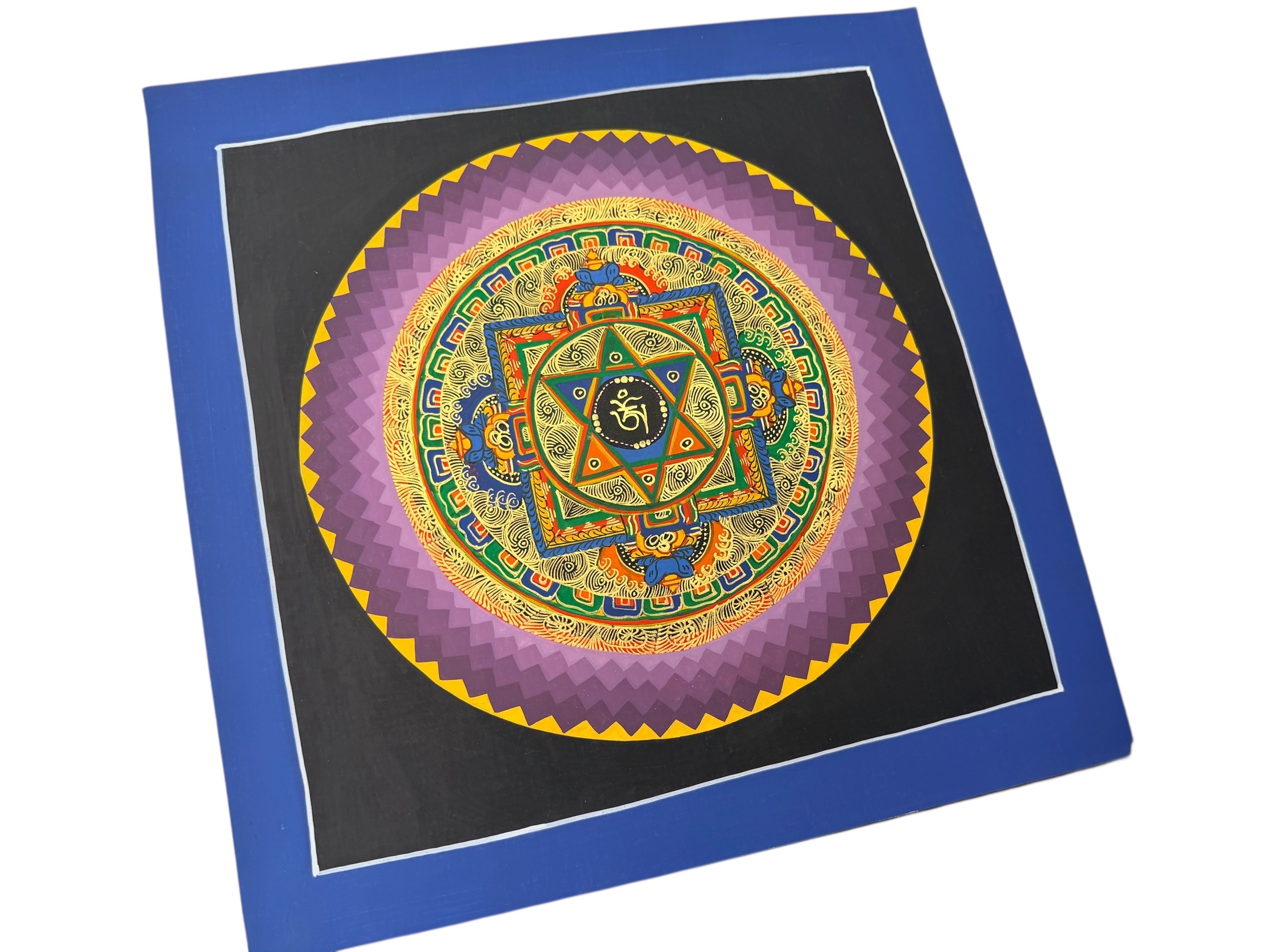 #24尼泊爾三大廟加持手繪唐卡～OM 字，壇城唐卡 ，約33m 外，內27.5