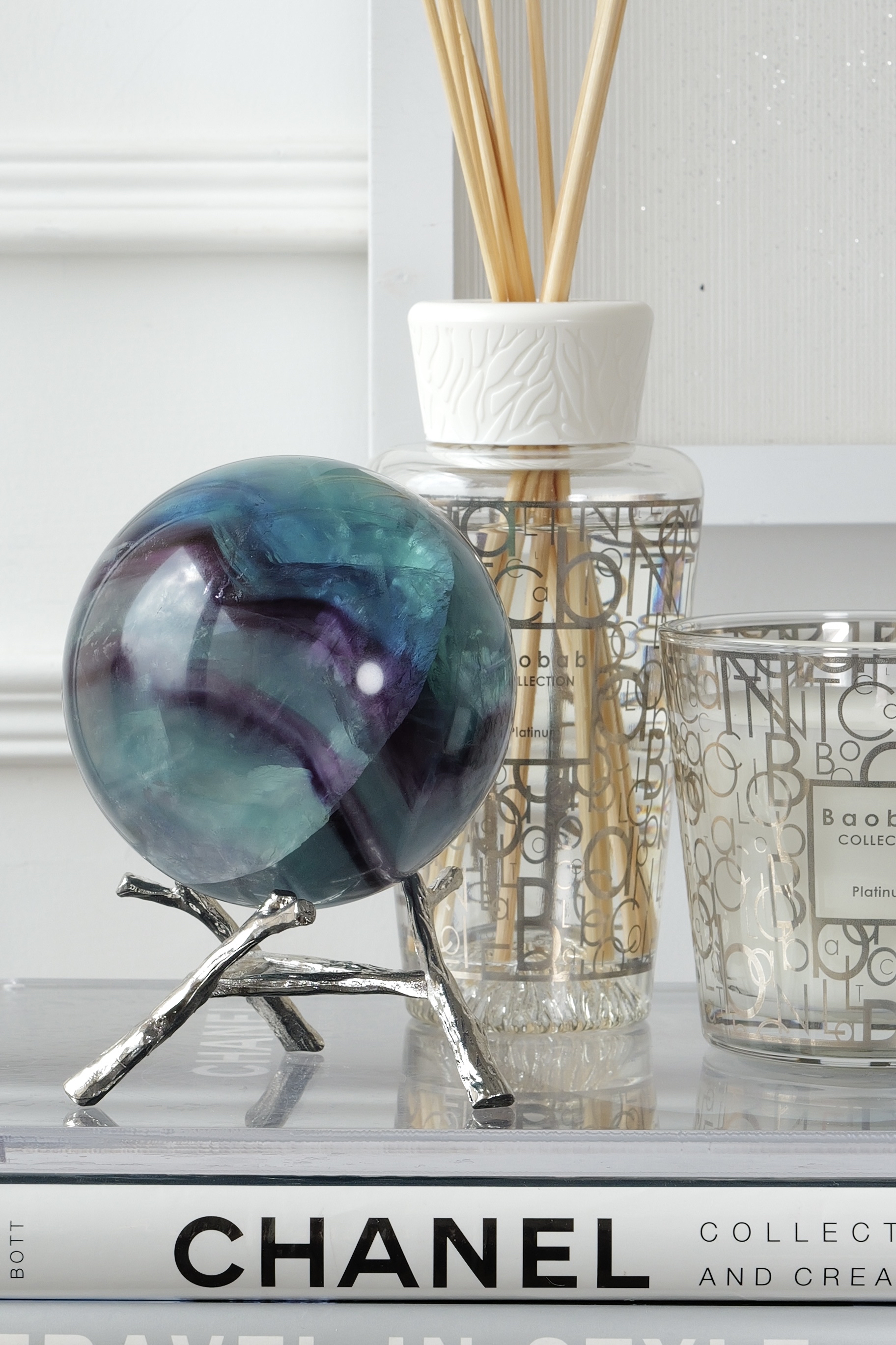 ༒1.3Kg+ 9cm紫藍綠千層紋螢石球༒    A30HFN7G1Mtm-RA27*6TF