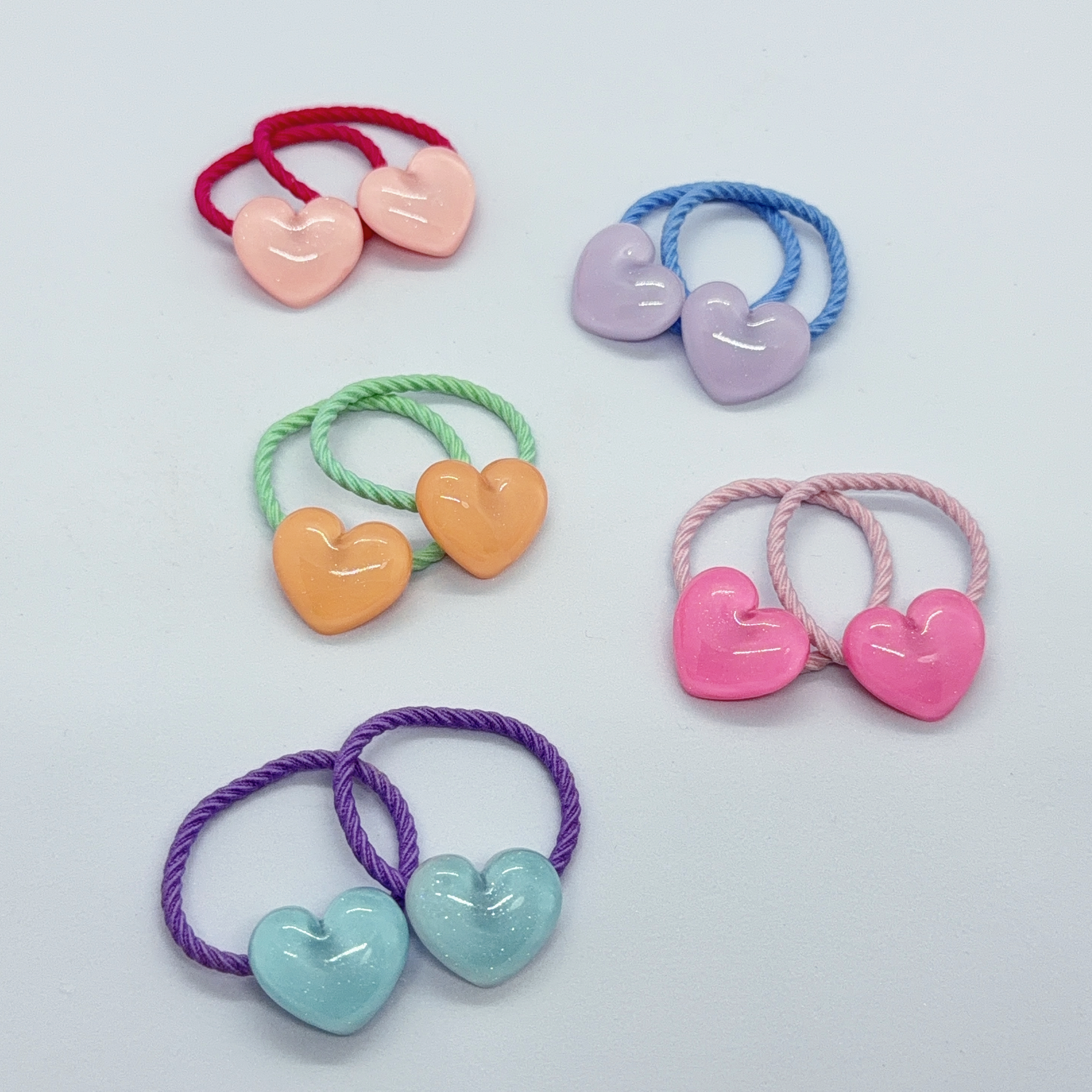 心心飾牌髮圈組 (5對裝) / Heart Shape Charm Hair Tie Set (5 pairs)