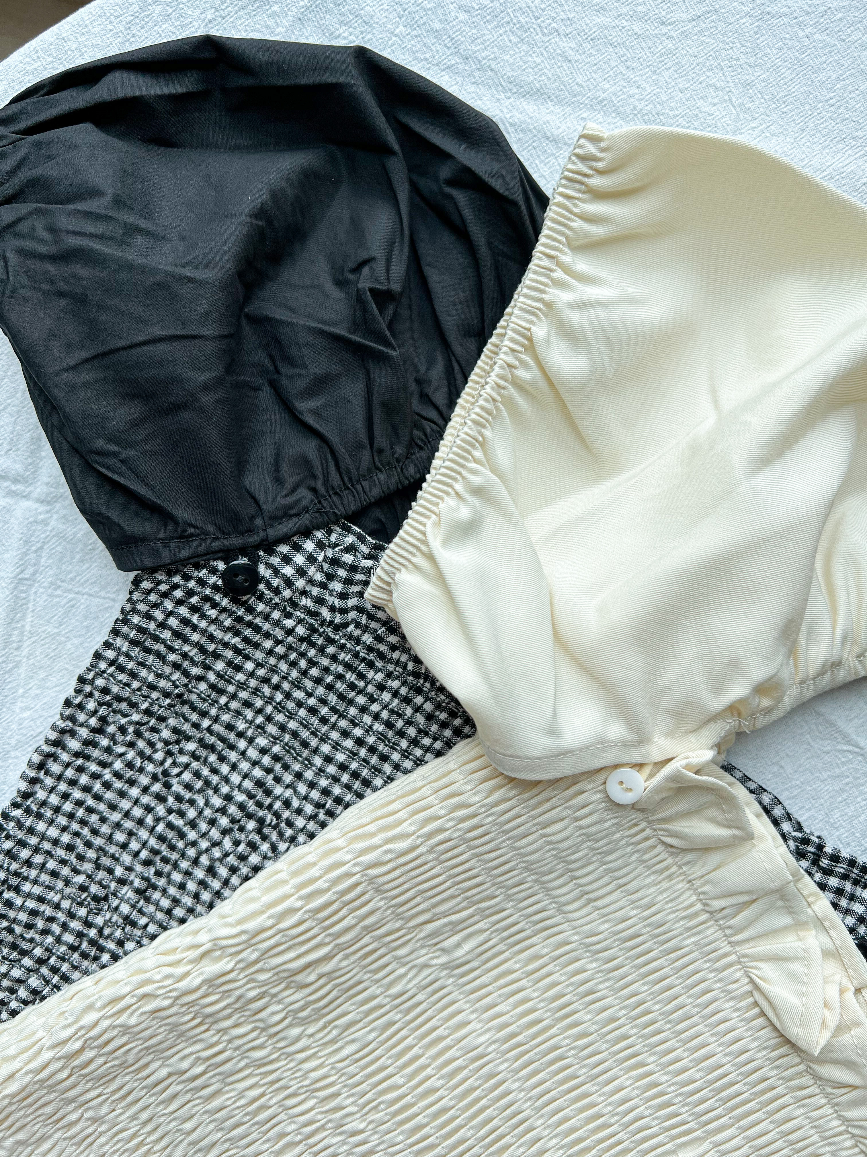 Ruffled Puff Sleeves Top 法式泡泡袖褶皱小上衣 ( 2 colour )