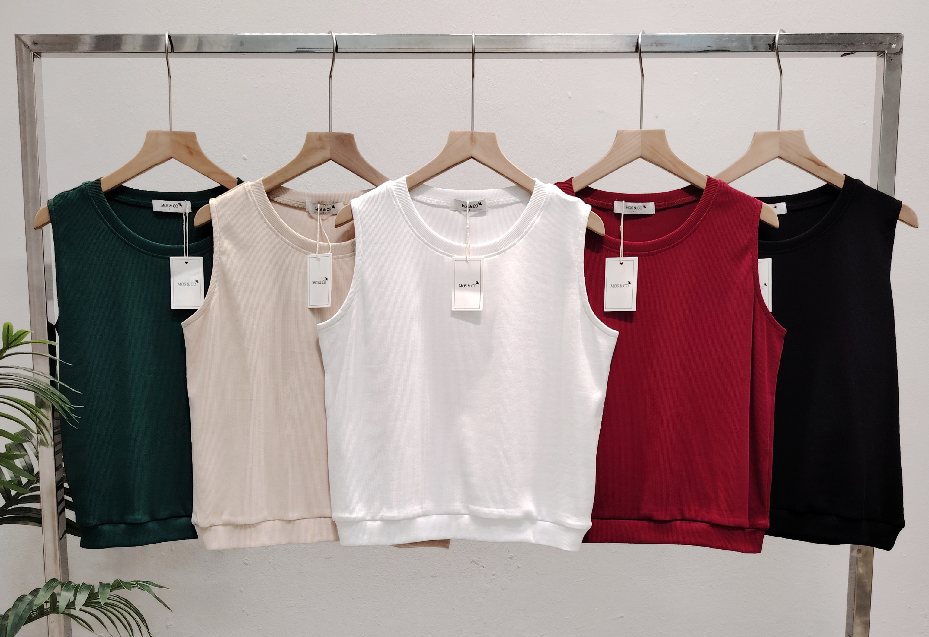 A25001 Woven Sleeve Less Tee