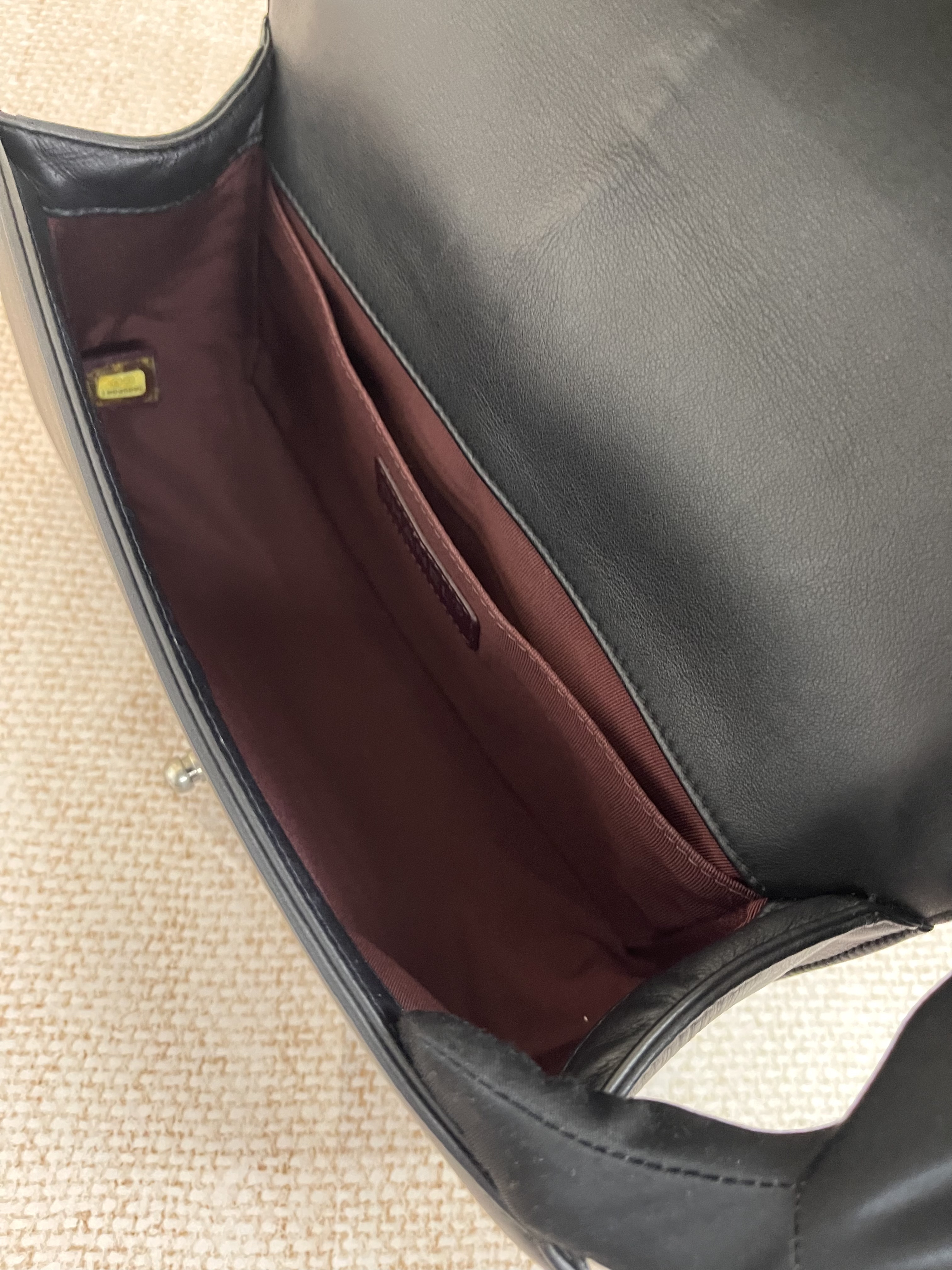 Pre-owned Chanel Boy/ Product Code: 26040610