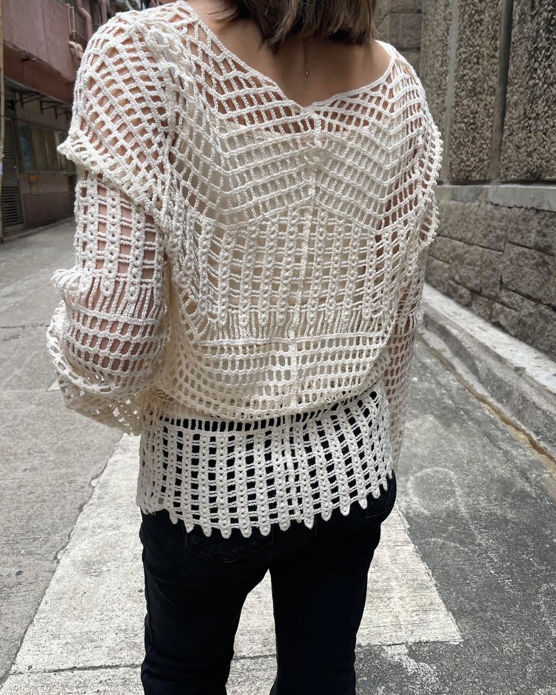 鏤空Lace上衣配小背心