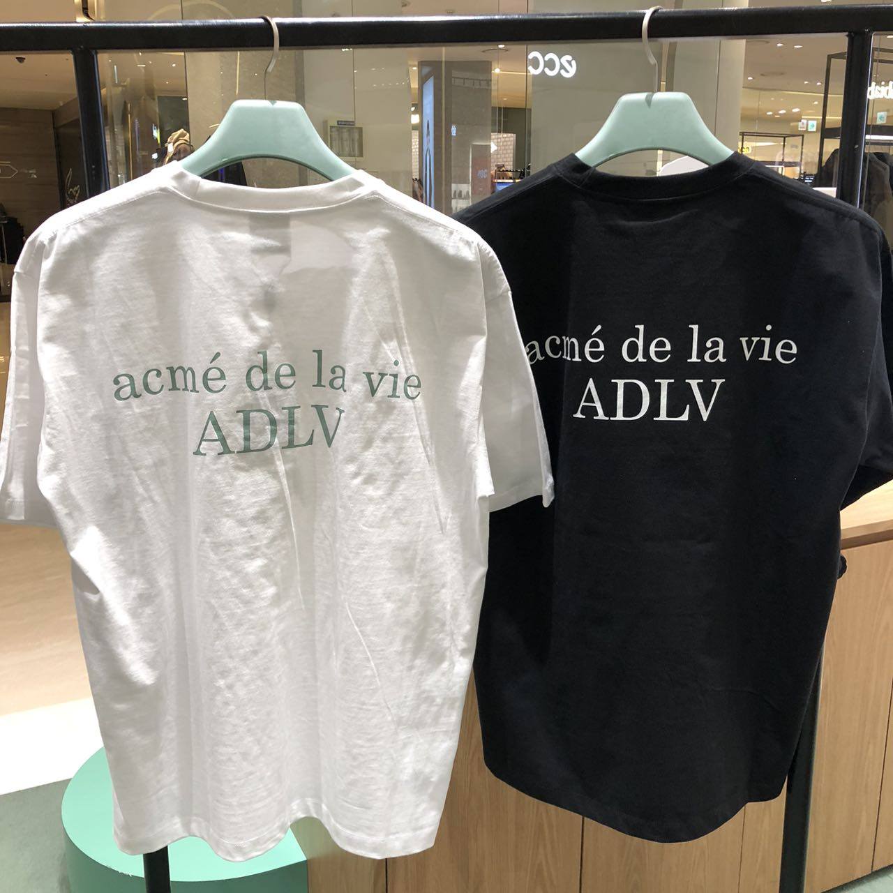 AD76 ADLV: Ceramic AC Bear Short Sleeve T-Shirt