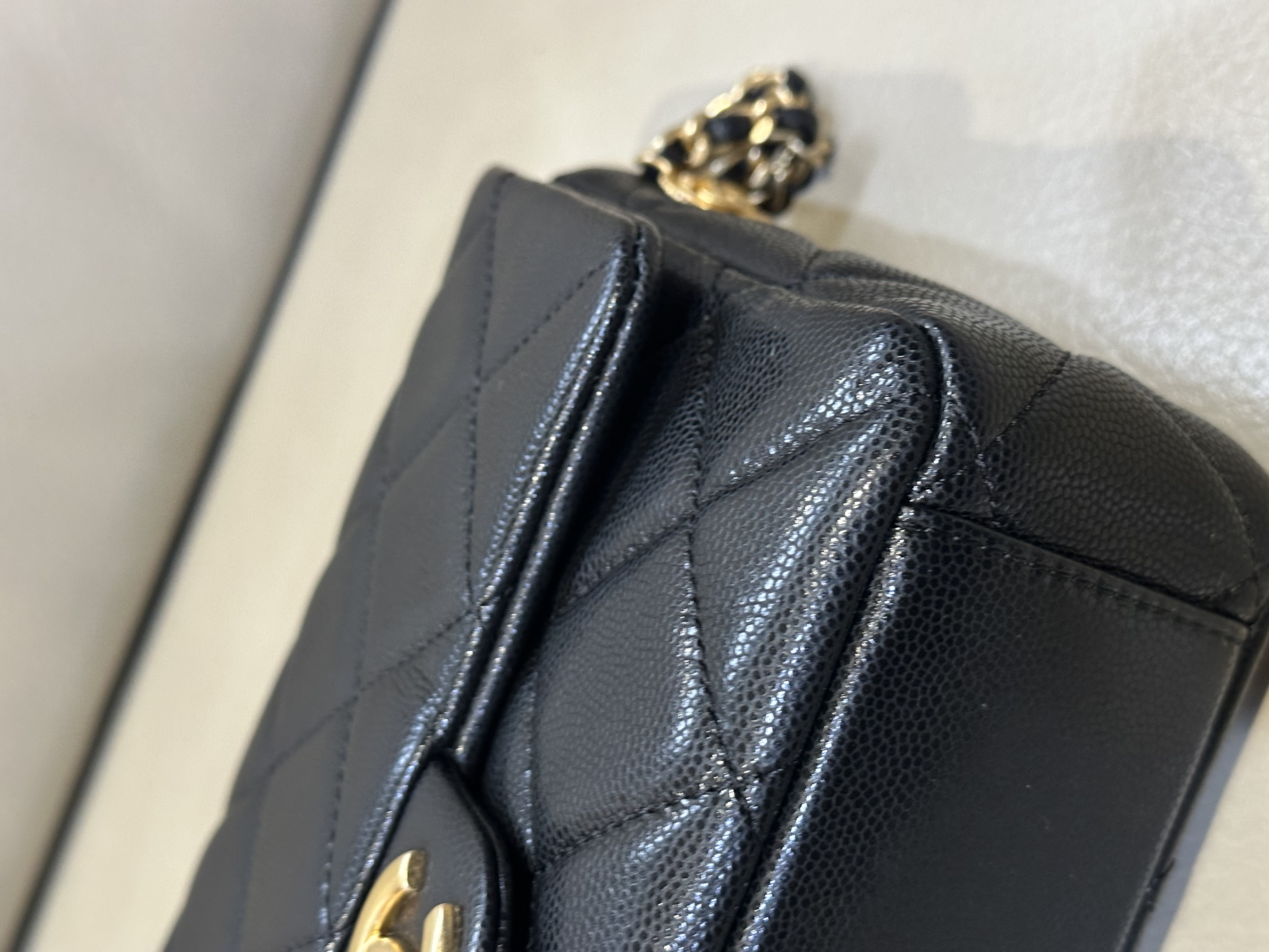 Pre-Owned Chanel Flap Bag / Product Code: 26040518