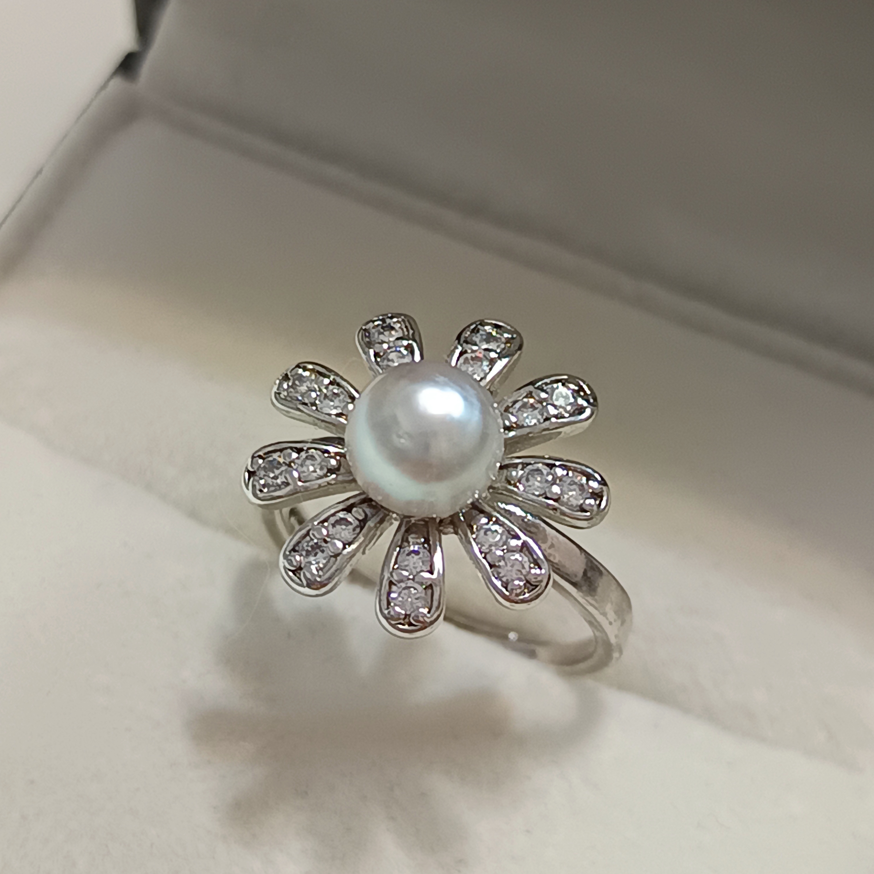 🎉99特惠精品🎉近正圓強光日本真多麻海水珍珠注白金開口戒指