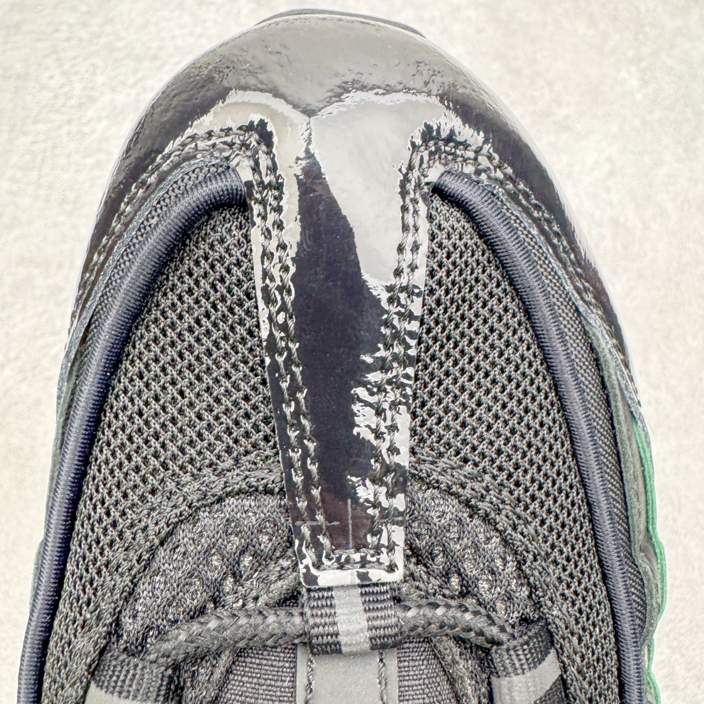 UNDEFEATED x Nike Air Max 95 IB4453-001