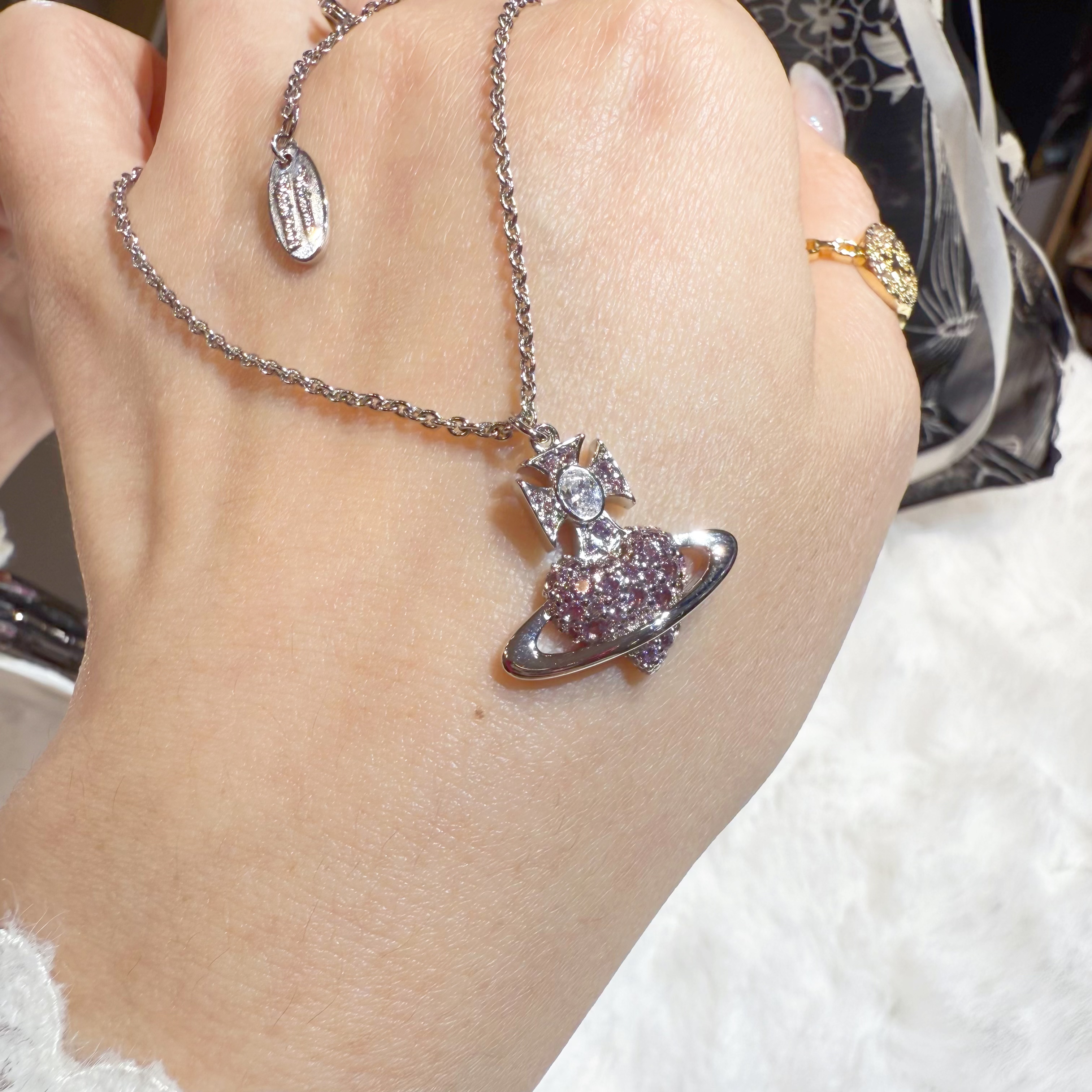 VW Agnatha necklace S/purple