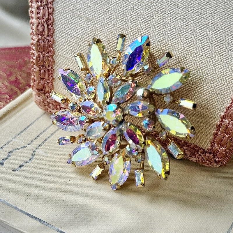 C.a. 1950s Aurora Borealis Starburst Brooch & Clip Earrings Set (MT2432)
