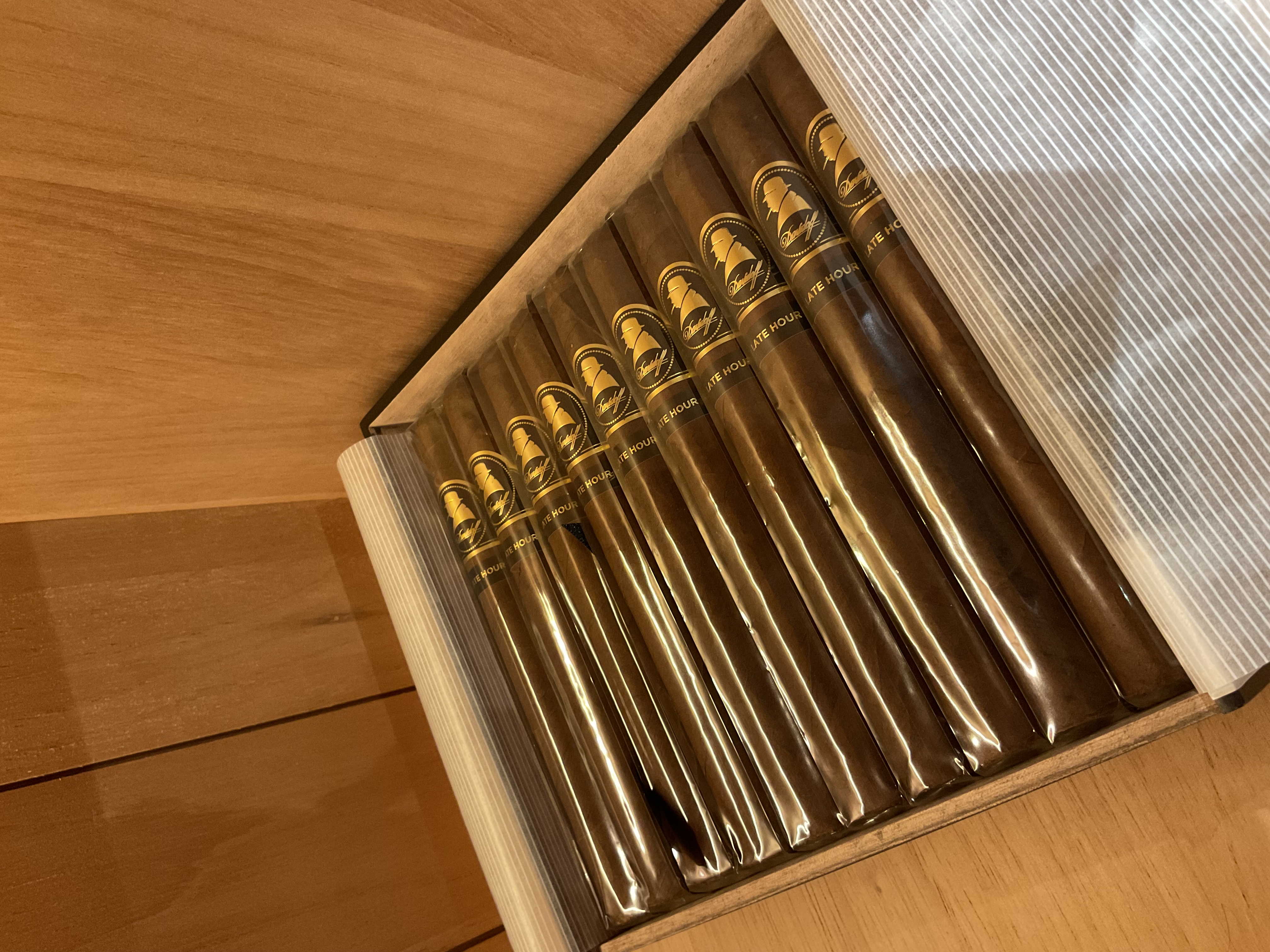 大衛杜夫暗夜公牛 （單支）