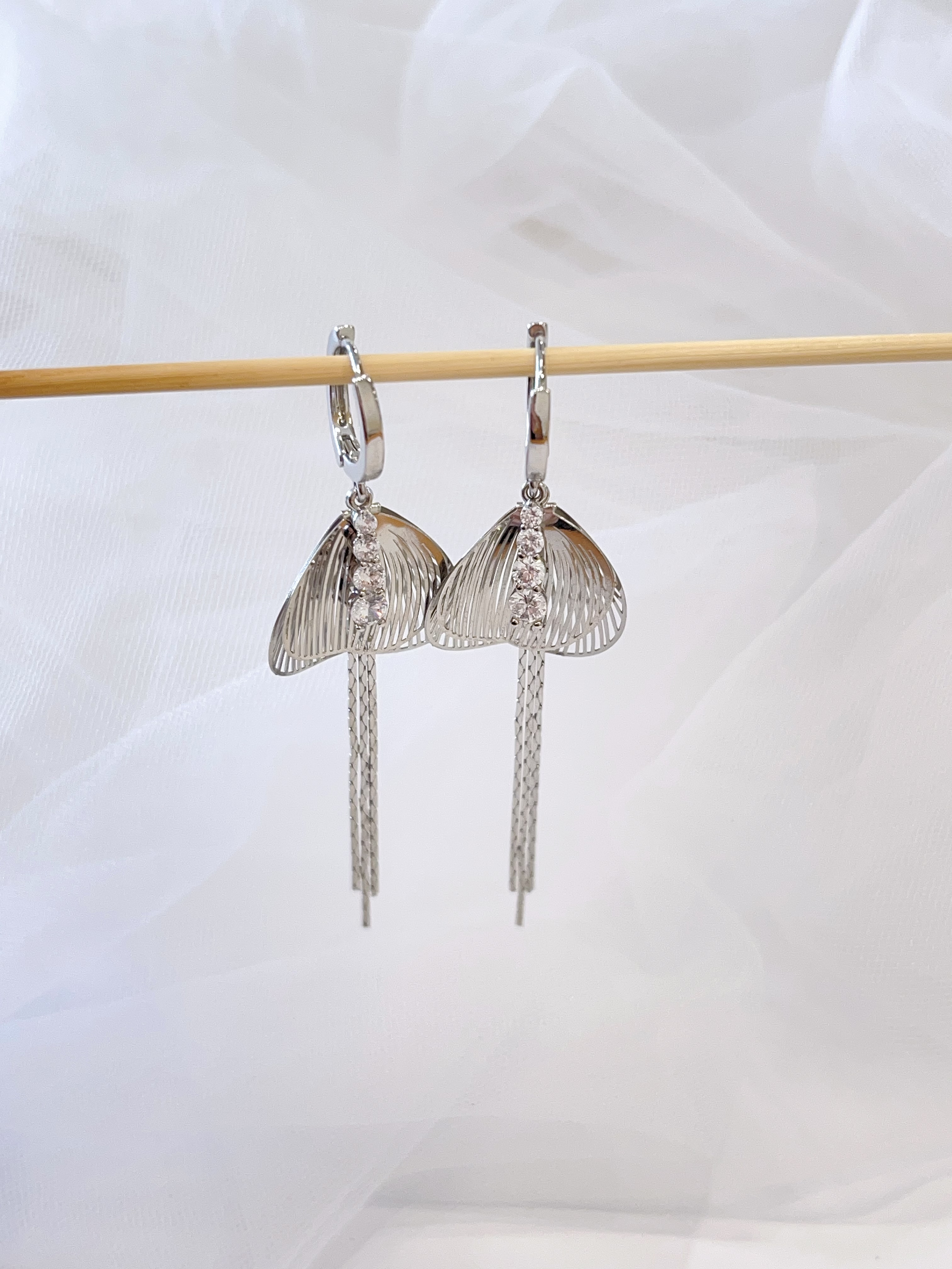 百搭花瓣不规则流苏耳环