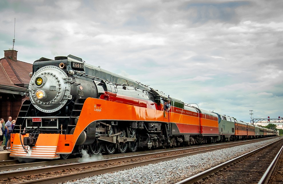 BROADWAY Southern Pacific GS-4 #4449 Modern Excursion Daylight Paragon4 Sound/DC/DCC, Smoke