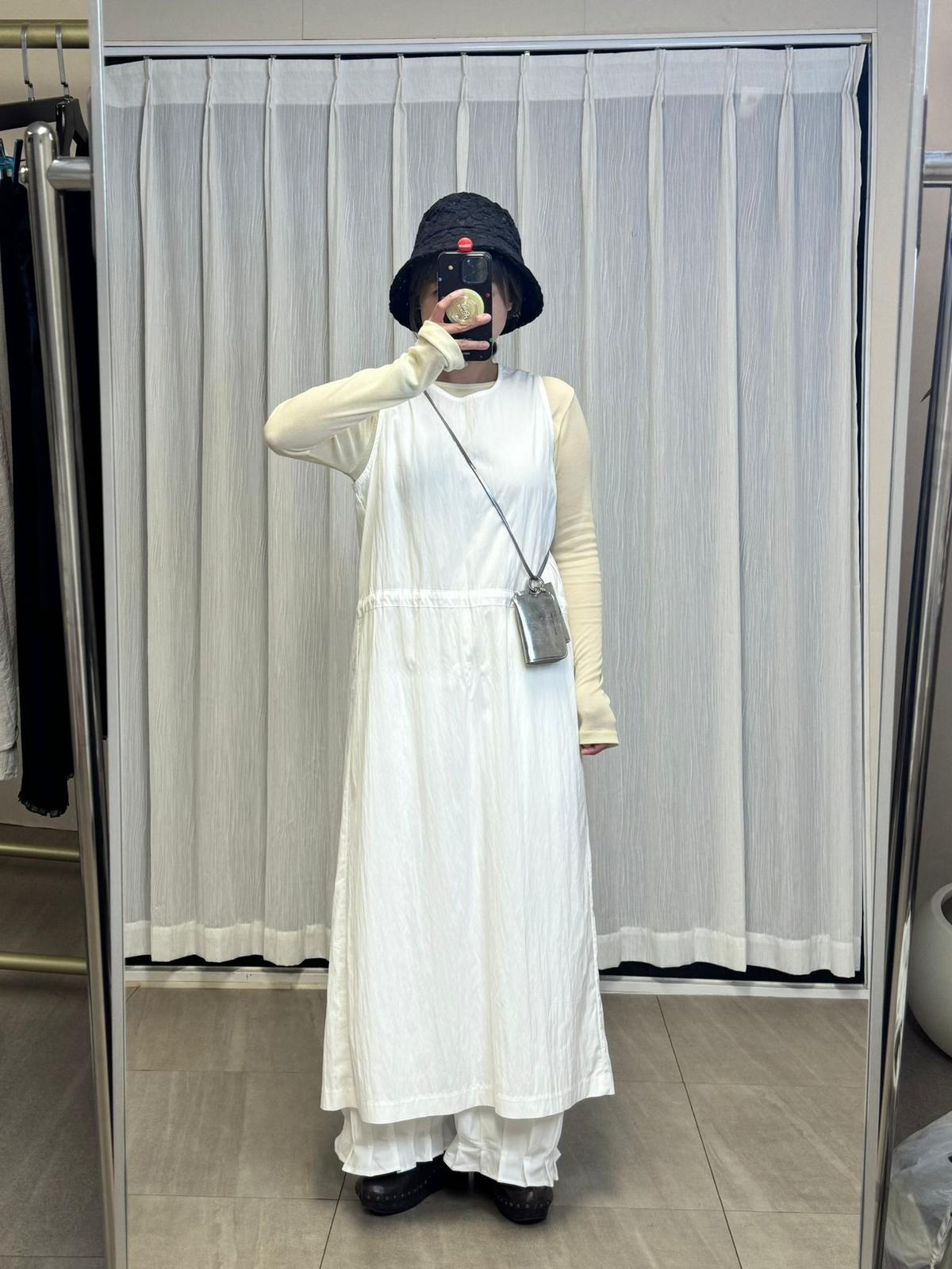 221153 長身背心top 胸 102 腰 104 長 122