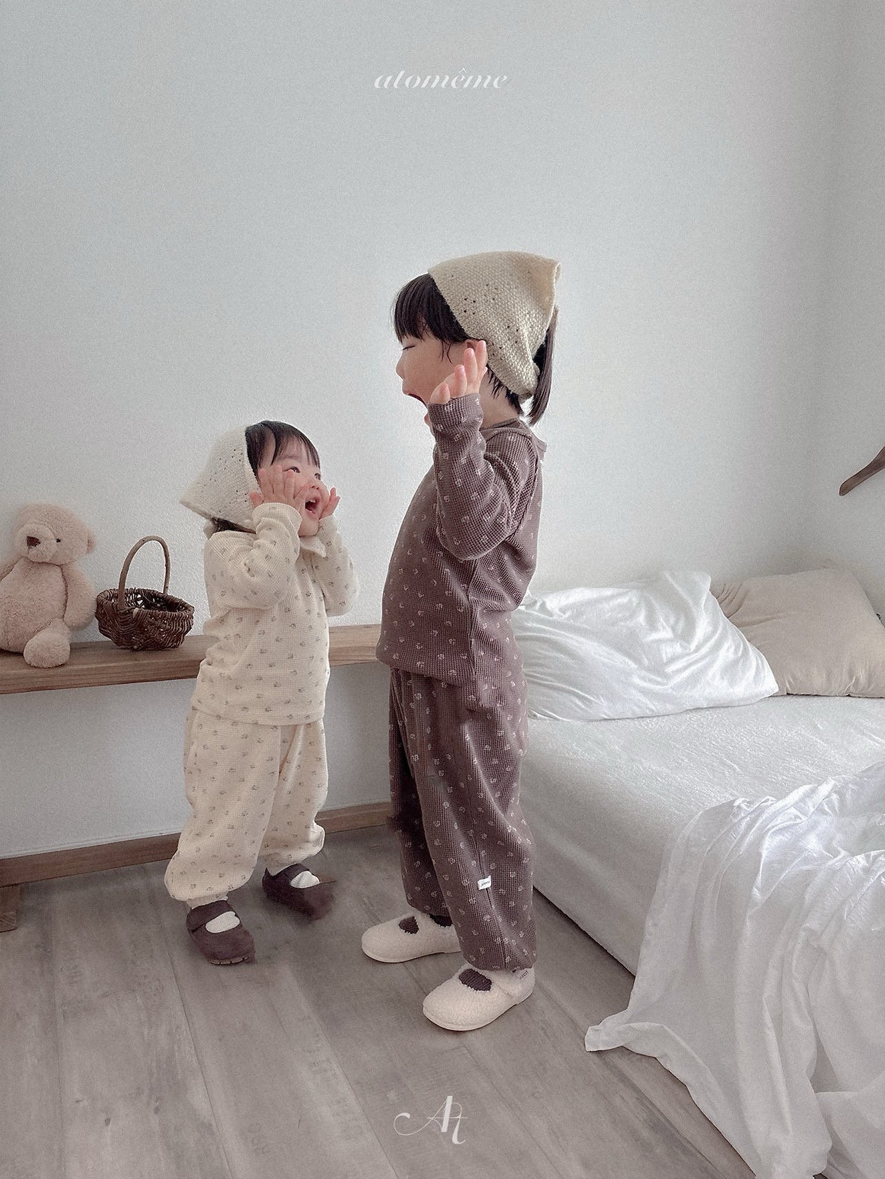 Atomeme | Latte pants