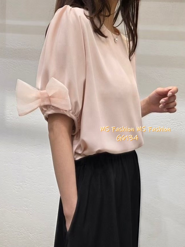 G6134 韓國🇰🇷靚料蝴蝶袖top