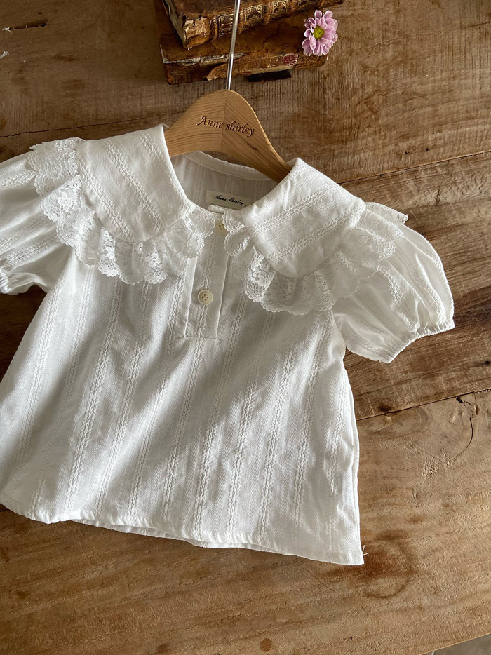 🇰🇷Anne shirley blouse