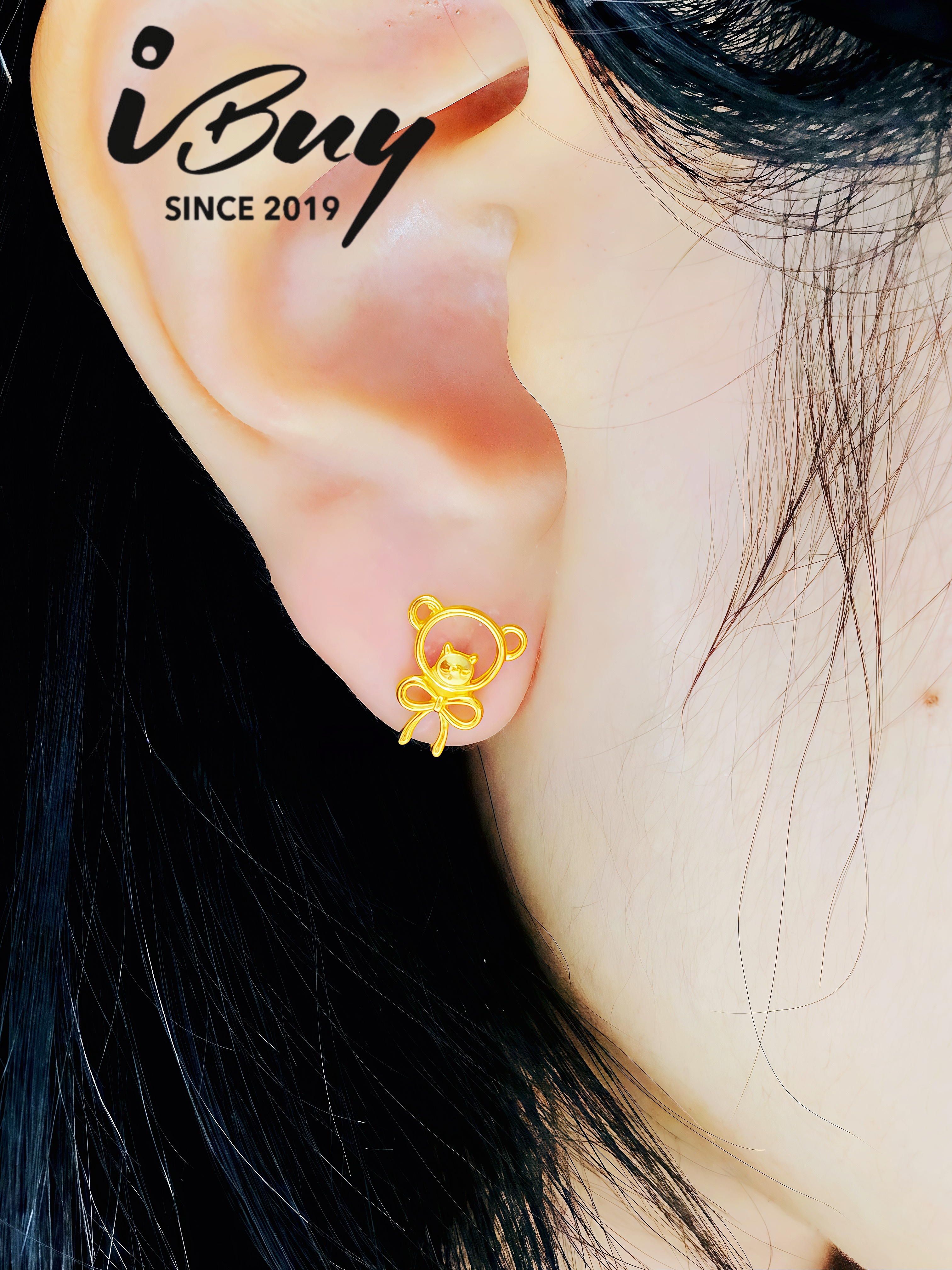 916 GOLD RIBBON BEAR EARRING 916 金 蝴蝶结小熊耳针
