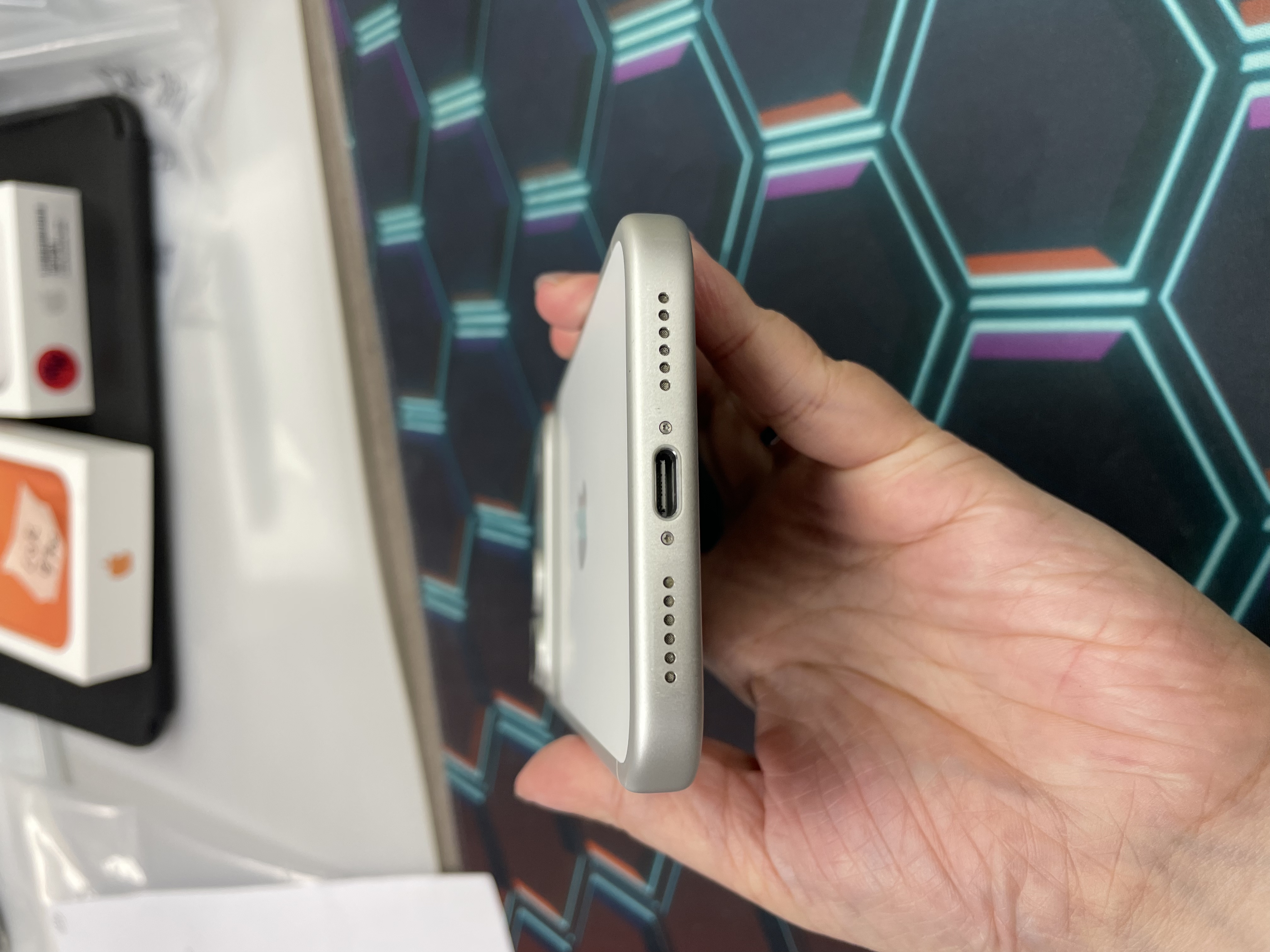 *8014 17 Pro max 完美機 1TB 電96 銀色 sliver