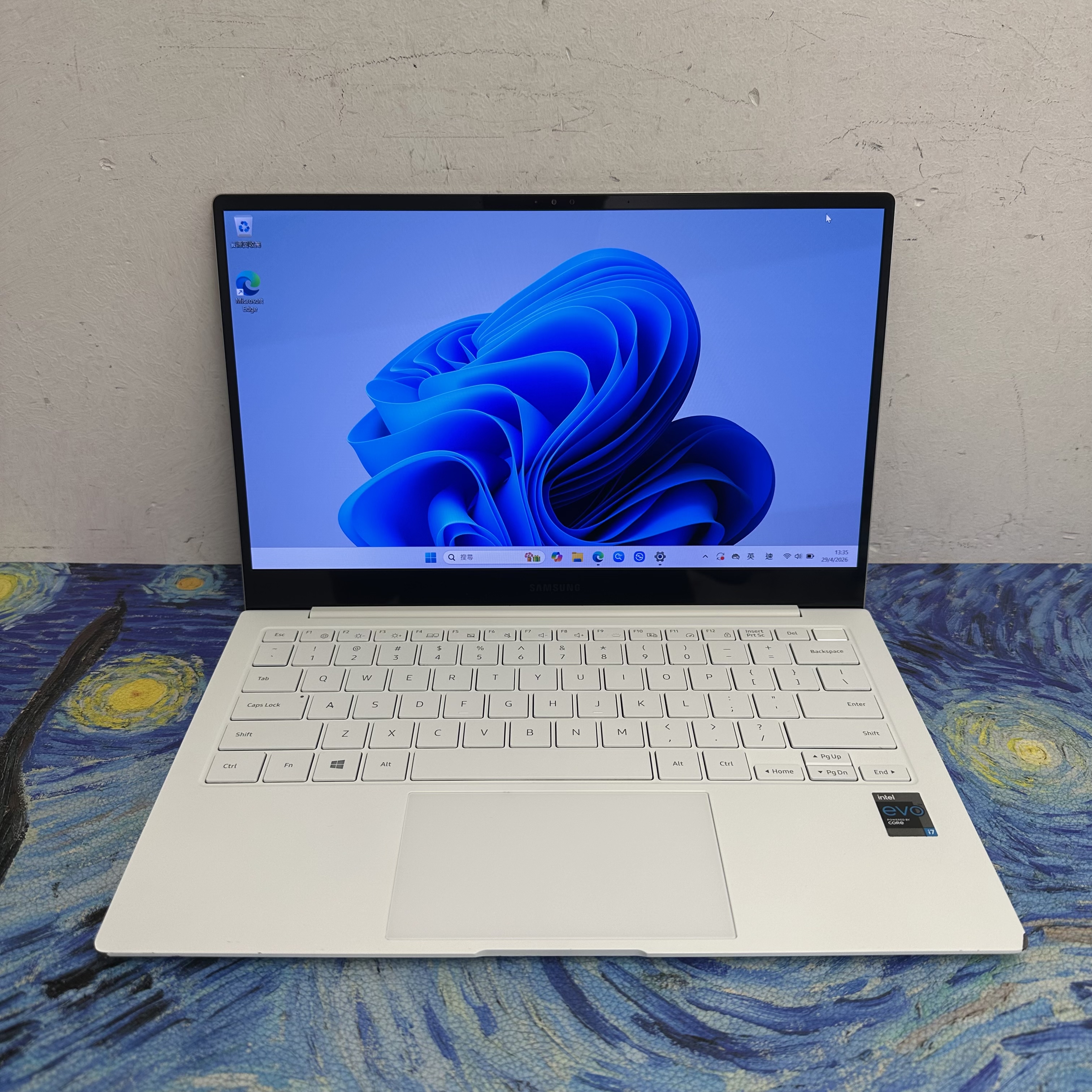 #5152 (超輕超薄Samsung文書機🔥）Samsung Galaxy i7-1135G7/16GB Ram/1TB SSD /超薄邊框/ Notebook / Laptop / Gaming Laptop /三星 / win10 / Win11 / office / Netflix / Office / YouTube 