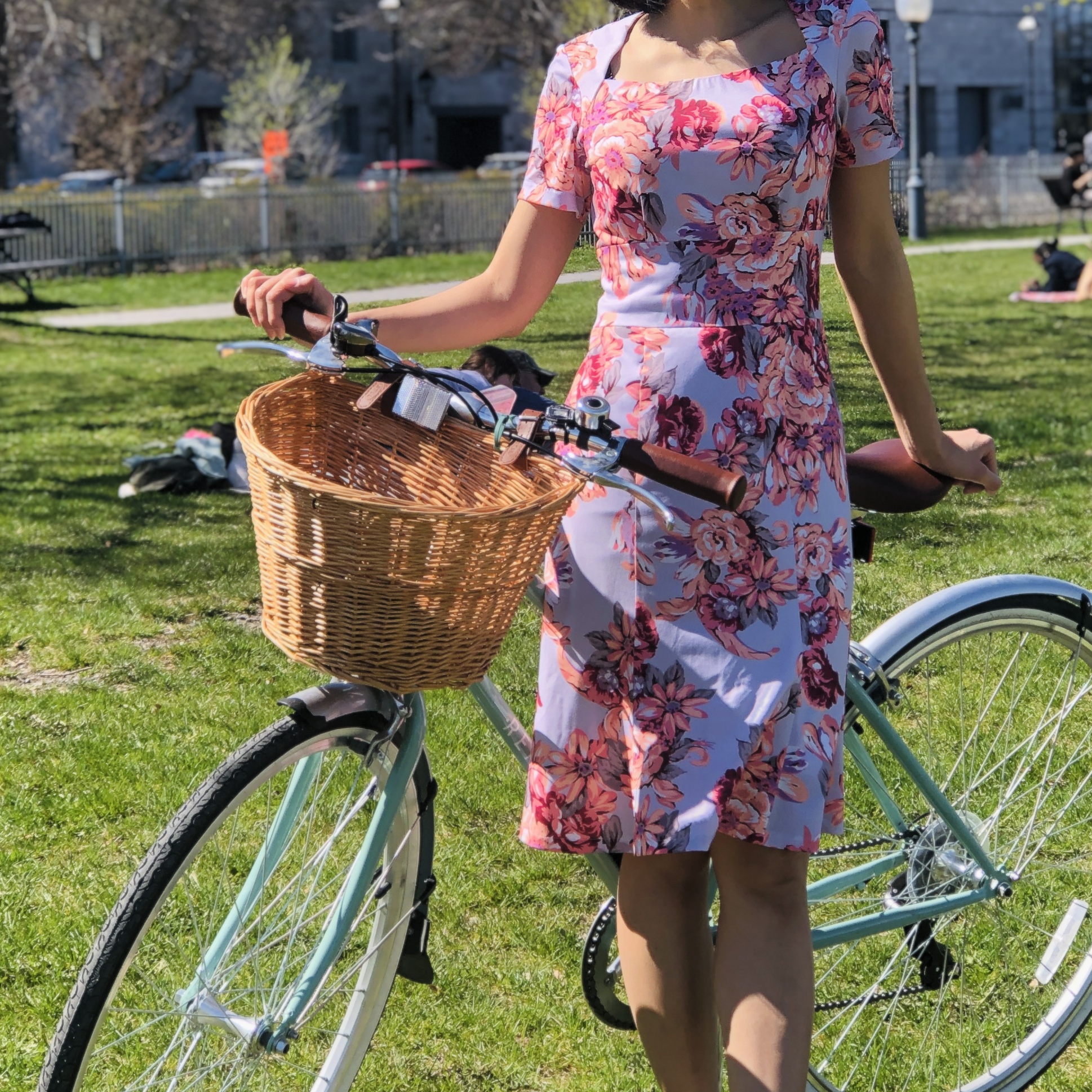 (Ready-Made) 1940s Vogue Couturier Floral Day Dress (FM147)