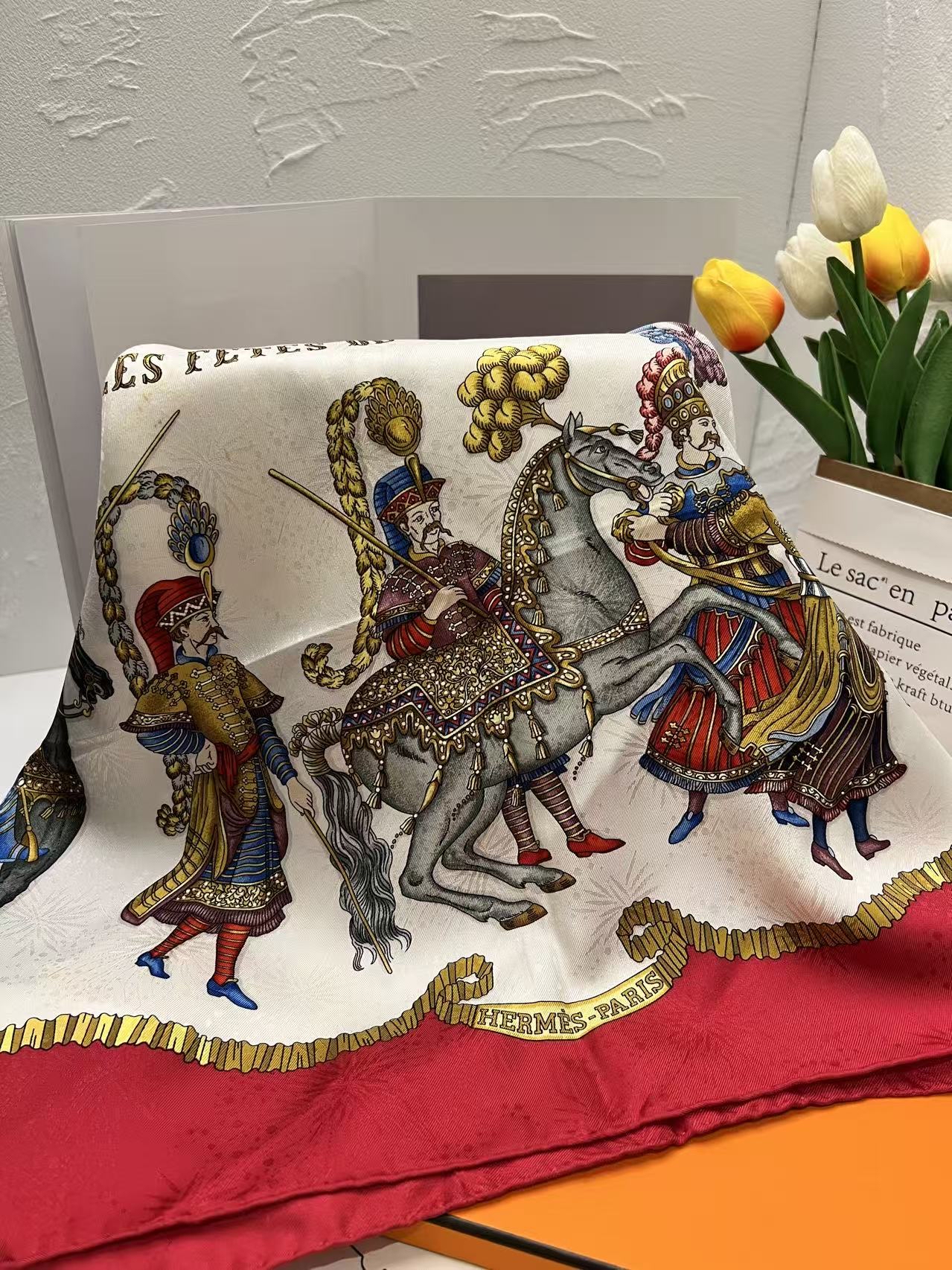 Hermès Les Fêtes du Roi Soleil Scarf