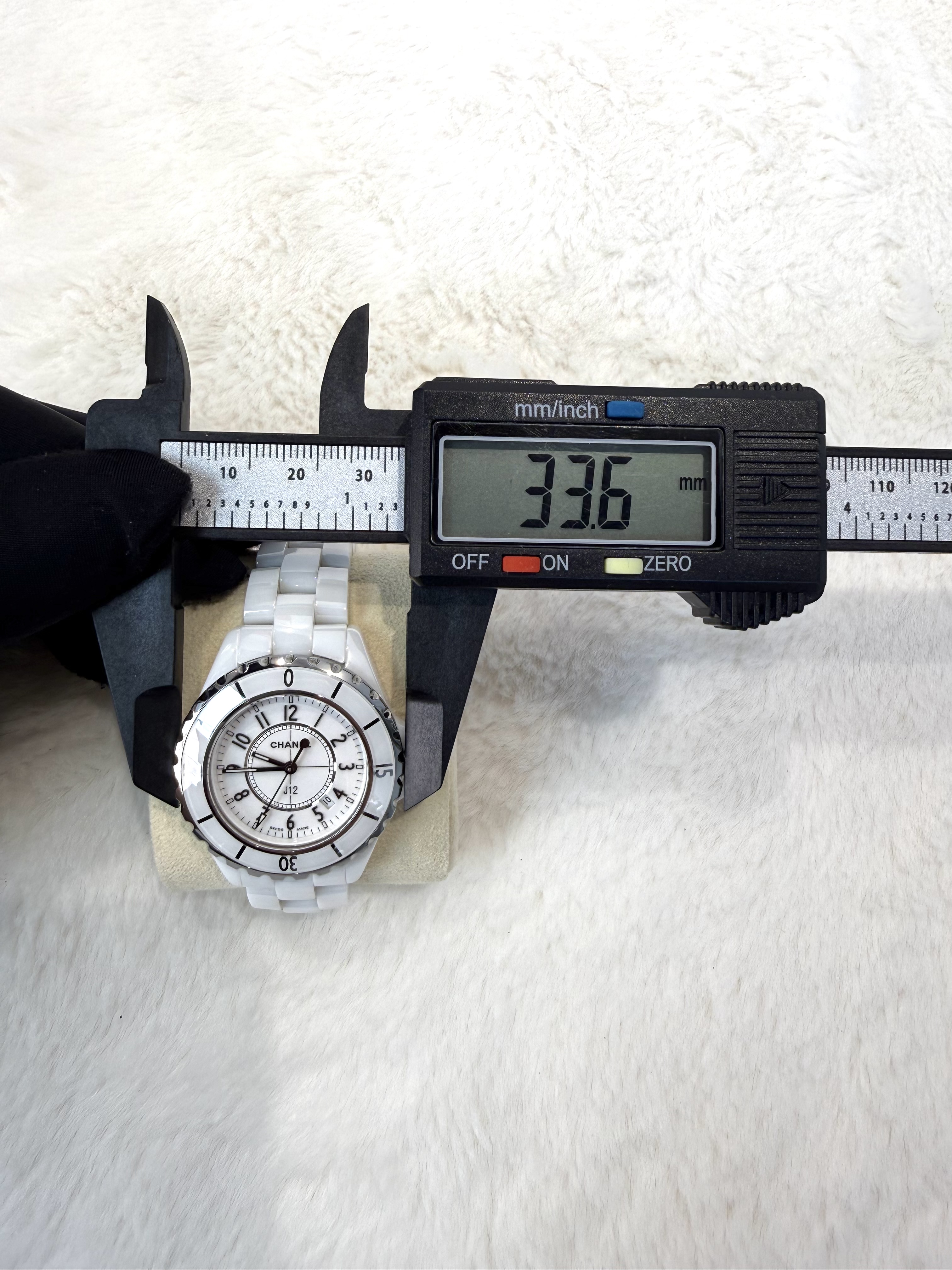 Chanel J12系列 (H4861) 石英機芯陶瓷錶帶 經典白色🤍