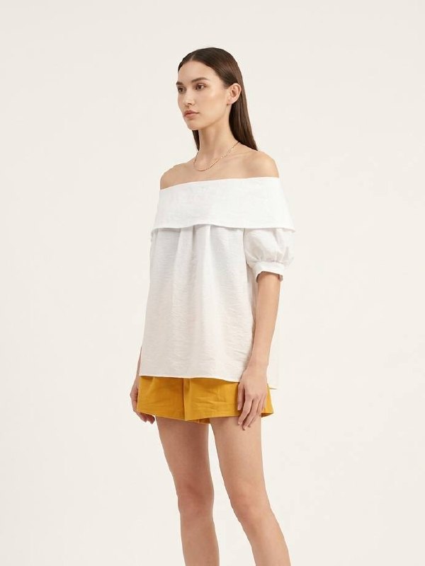 W89134 - Soft Shoulder Top 