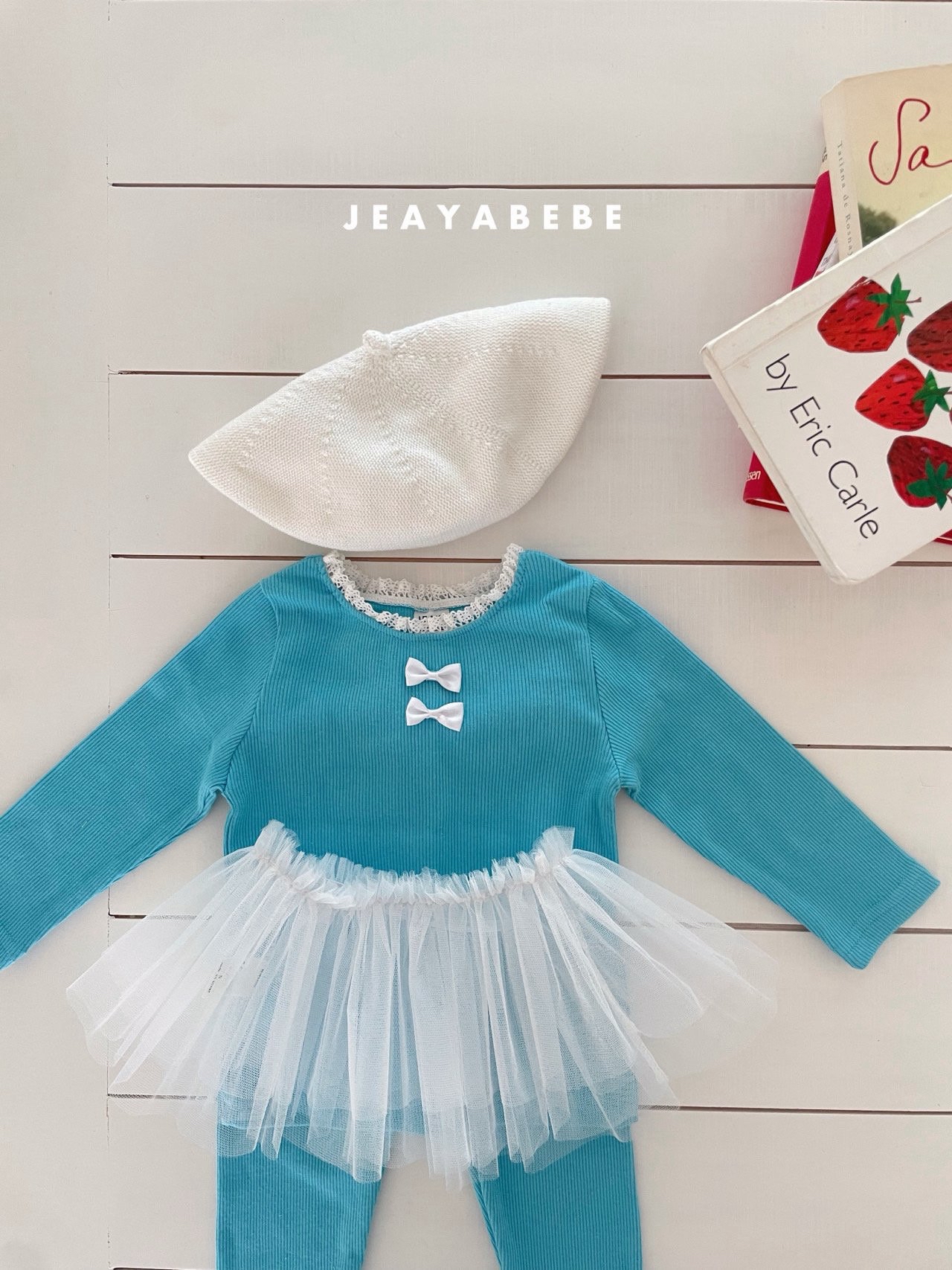 🇰🇷jeayabebe set (tee+pants)