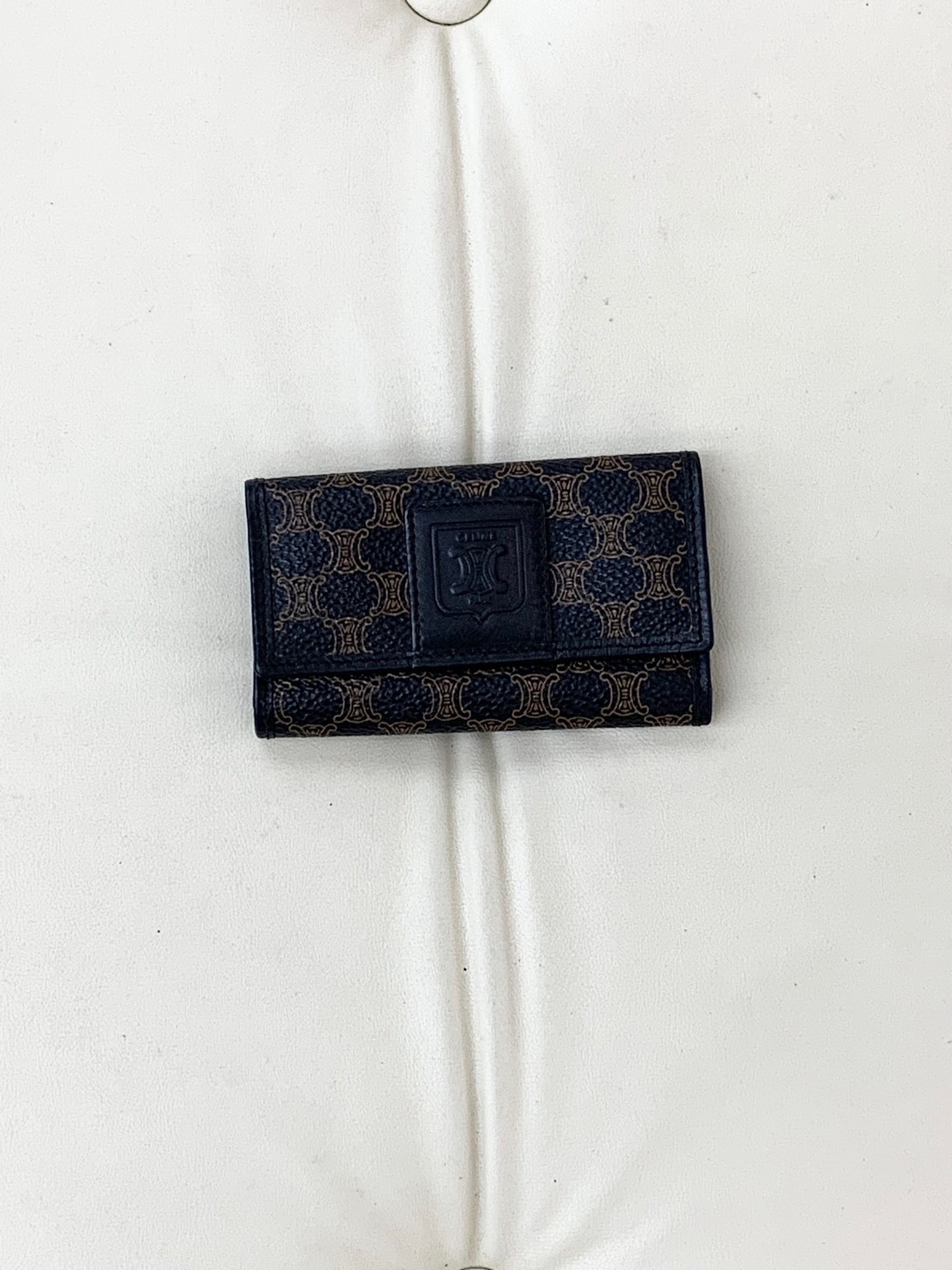 【預訂貨品】Celine啡色牛皮老花金扣三折鑰匙包