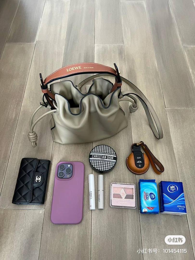 Loewe 罗意威 Flamenco Nano 纳帕小牛皮手提包