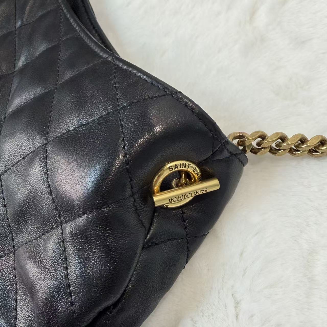 YSL care Maxi  羊皮子母包 大size model必備❤️‍🔥