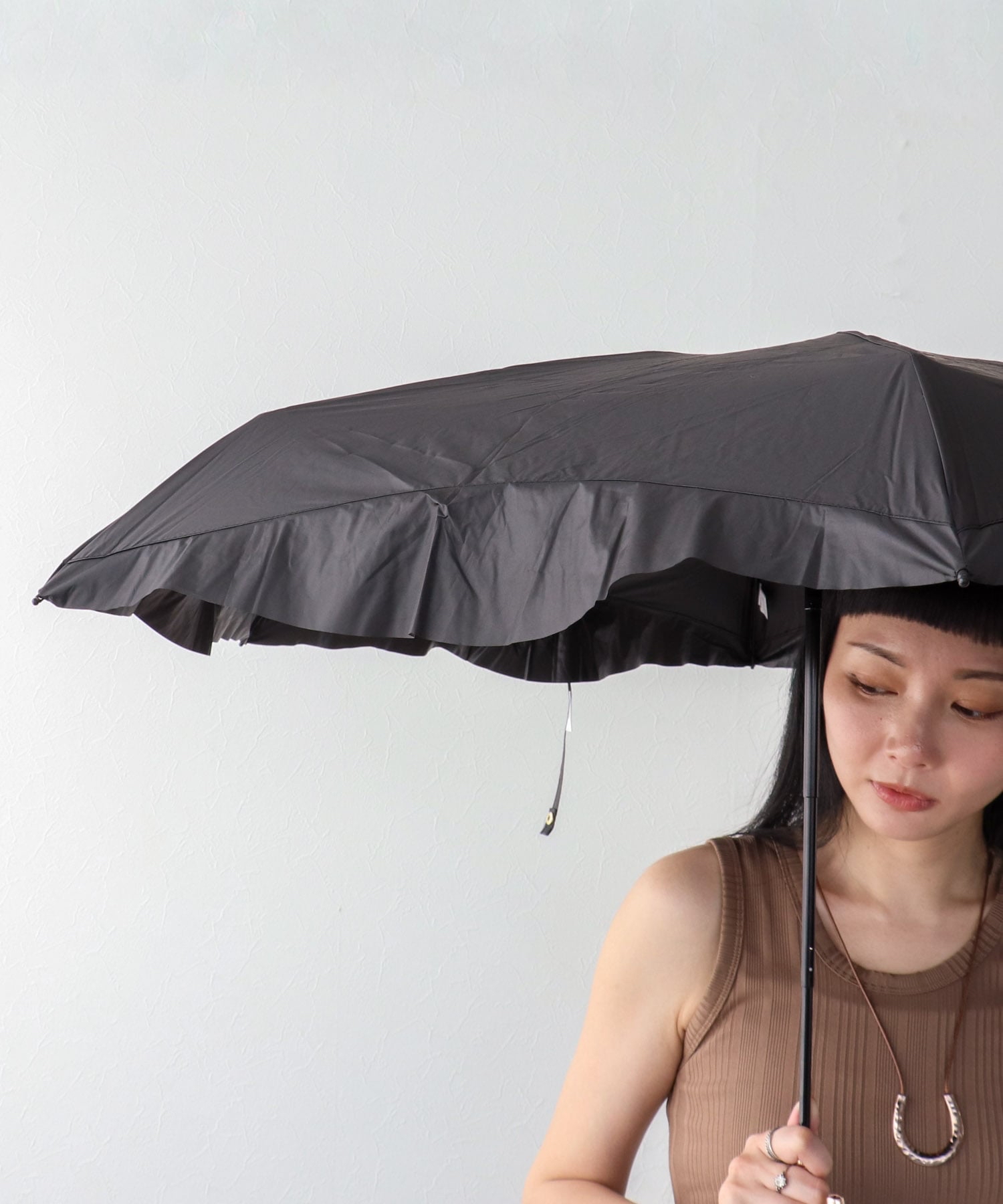 日本直送 [Wpc.] ≪晴天雨天皆宜/遮陽≫緊湊型褶邊四層折疊傘附褶邊，100% 防紫外線
