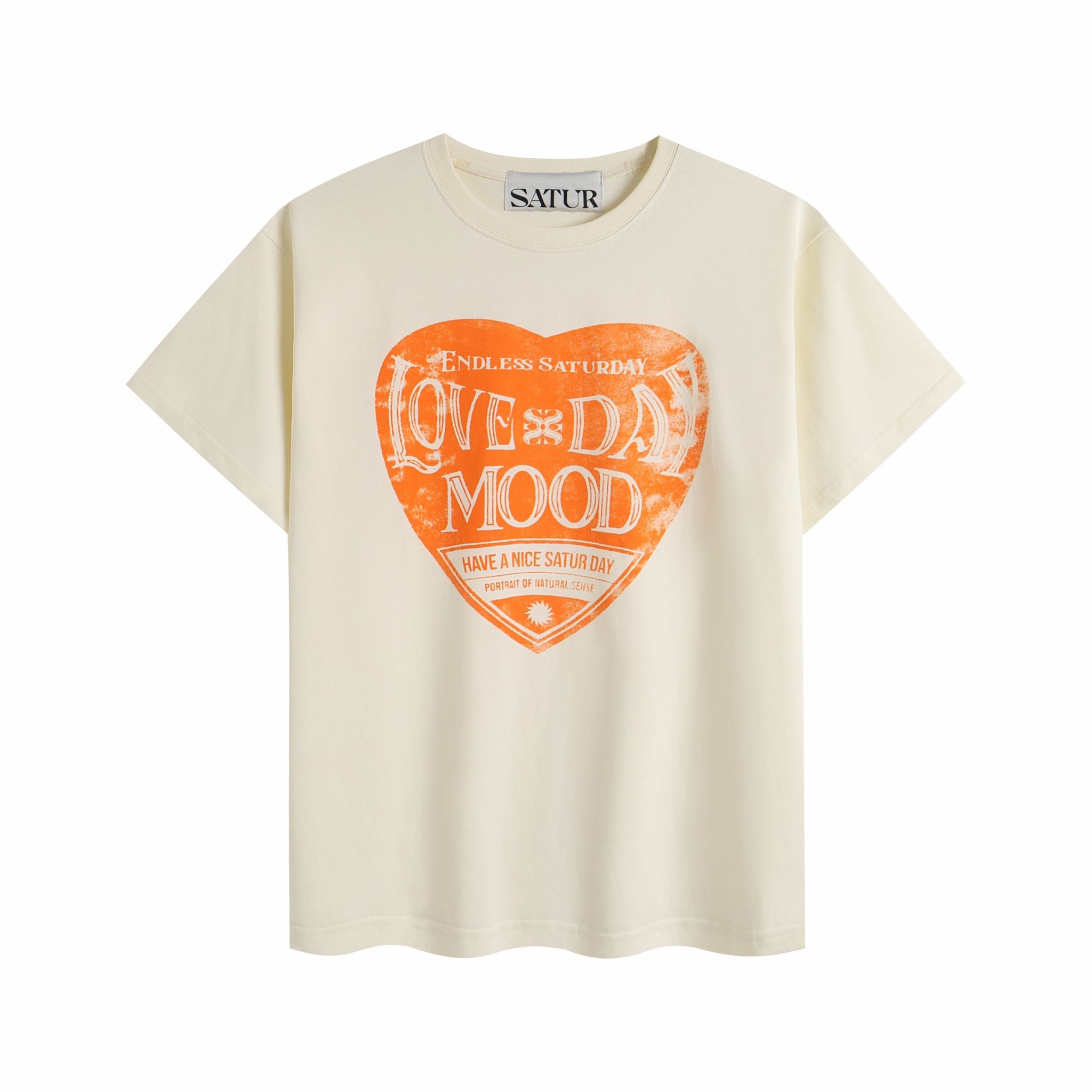 $95件。2件起$85件。韓國Satur復古愛心短袖