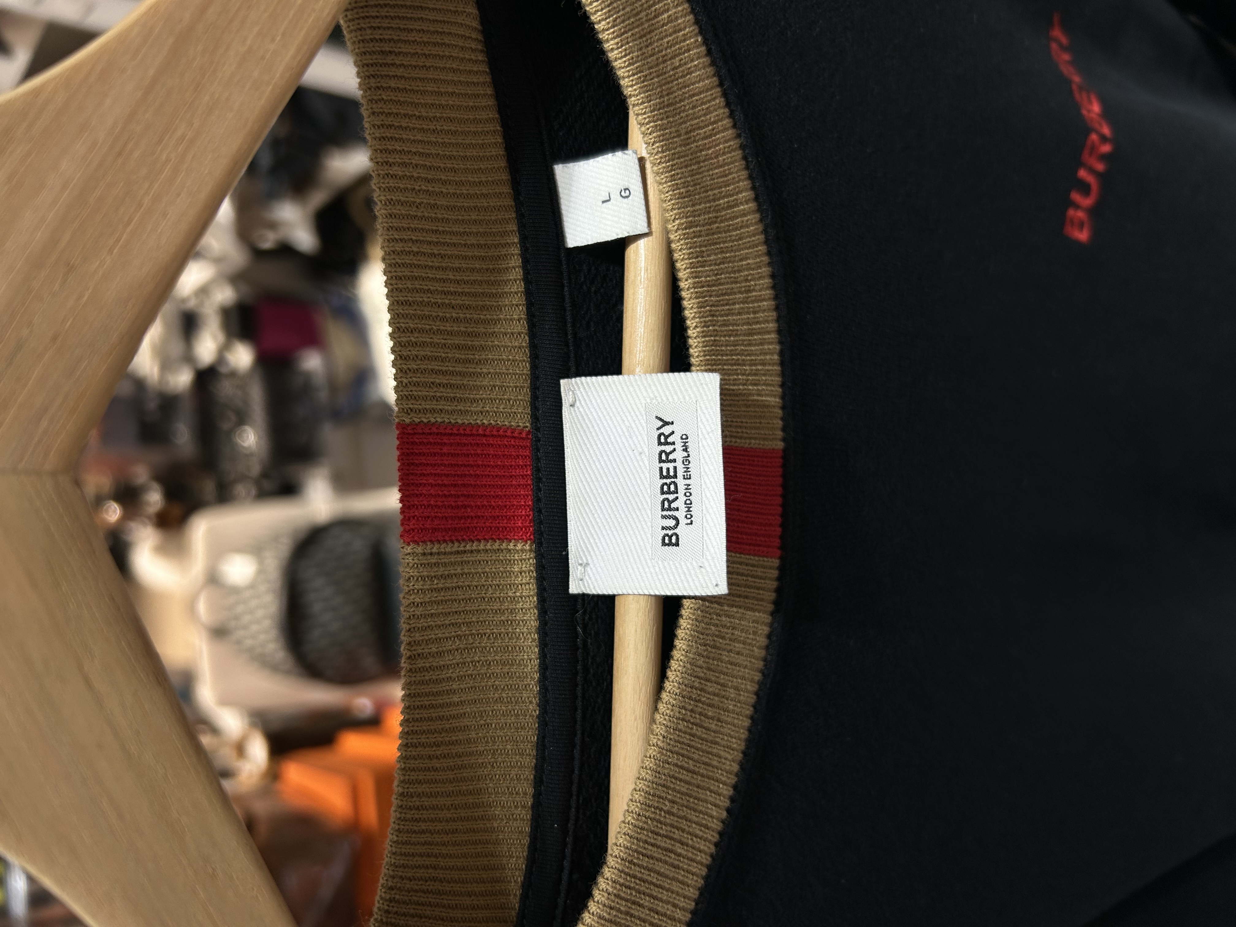 Burberry 100% Cotton Hoodie Size: L 黑色100%棉質衛衣 100%Authentic, 98%New