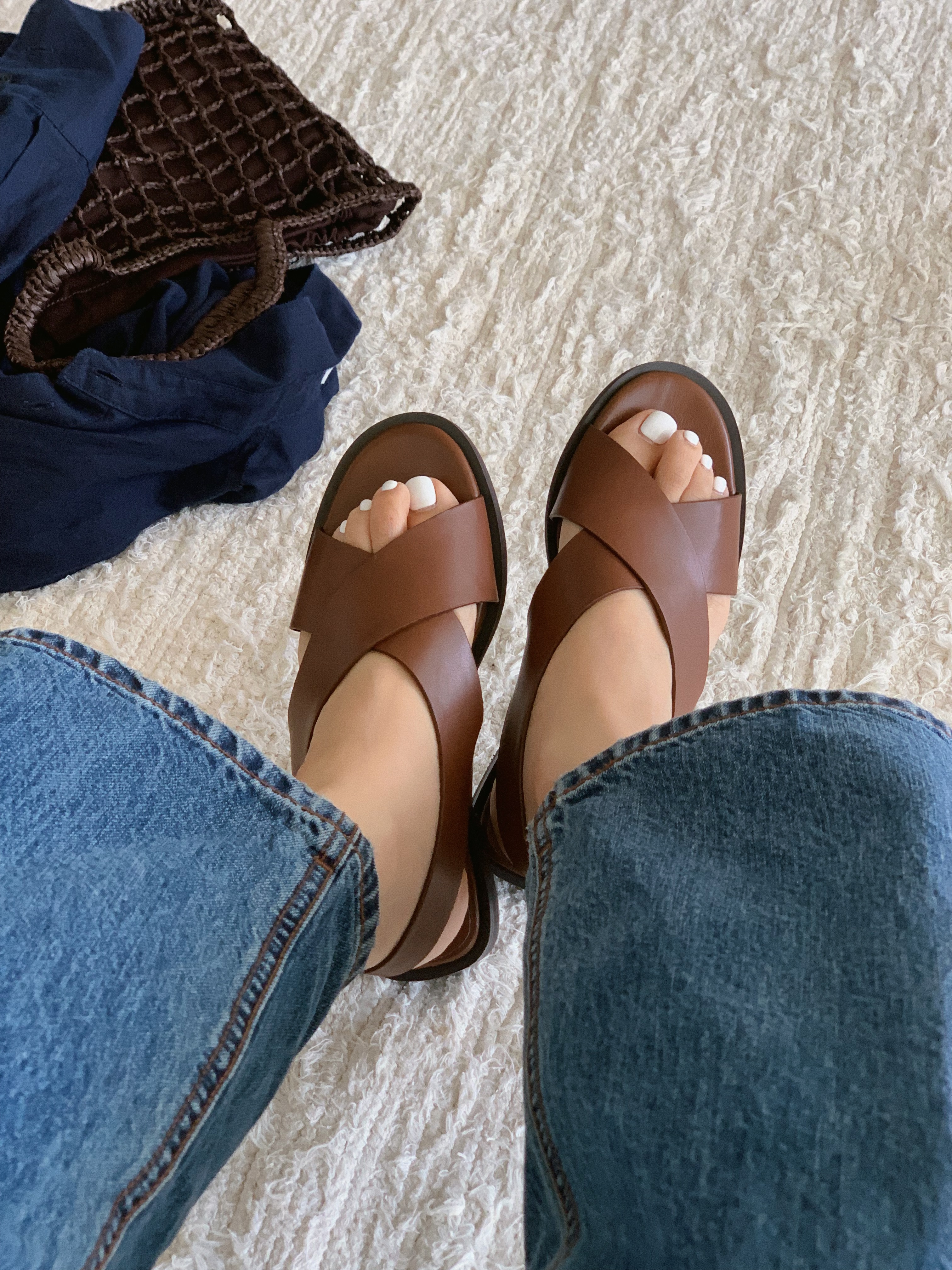 Cross Strap Sandals (2 colors)