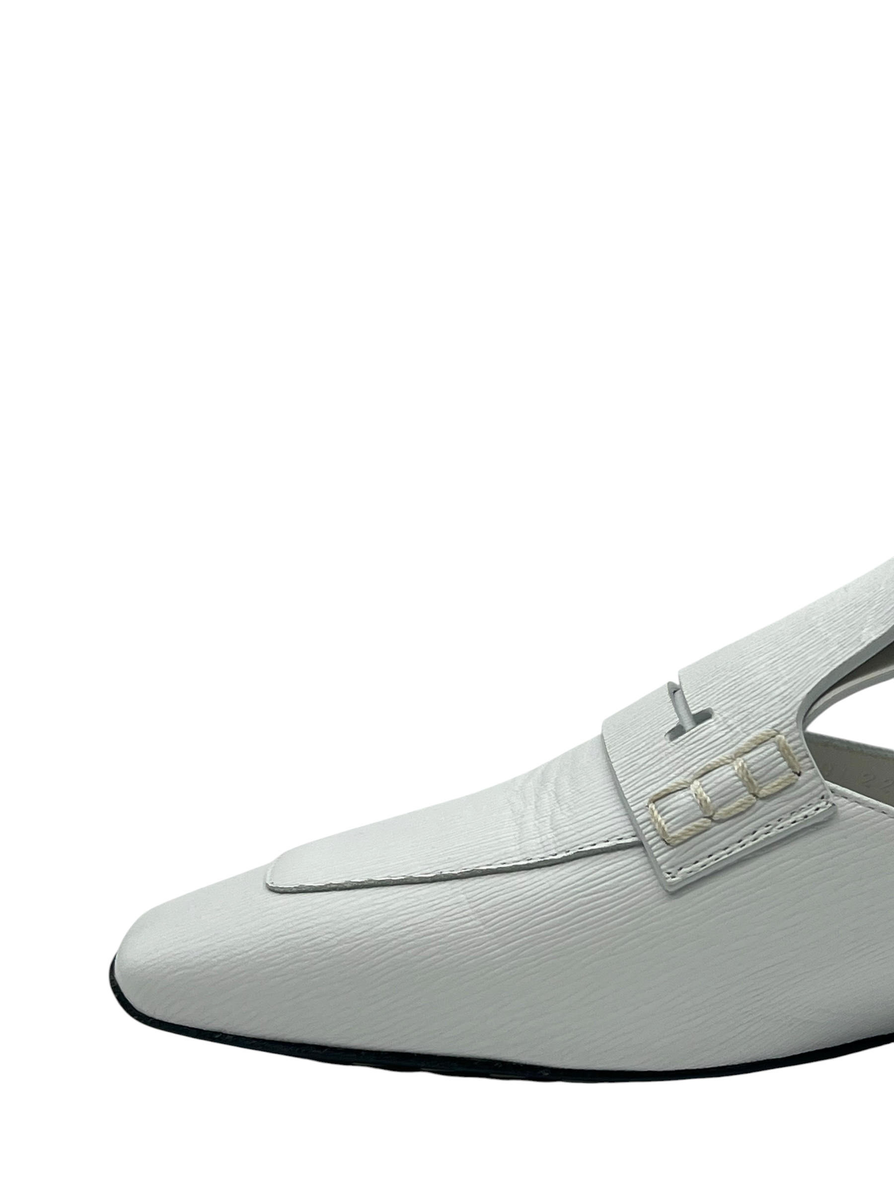 Pre-Owned HERMÉS Eloge Mules Chèvre Liegee Blanc / Product Code: 26052006