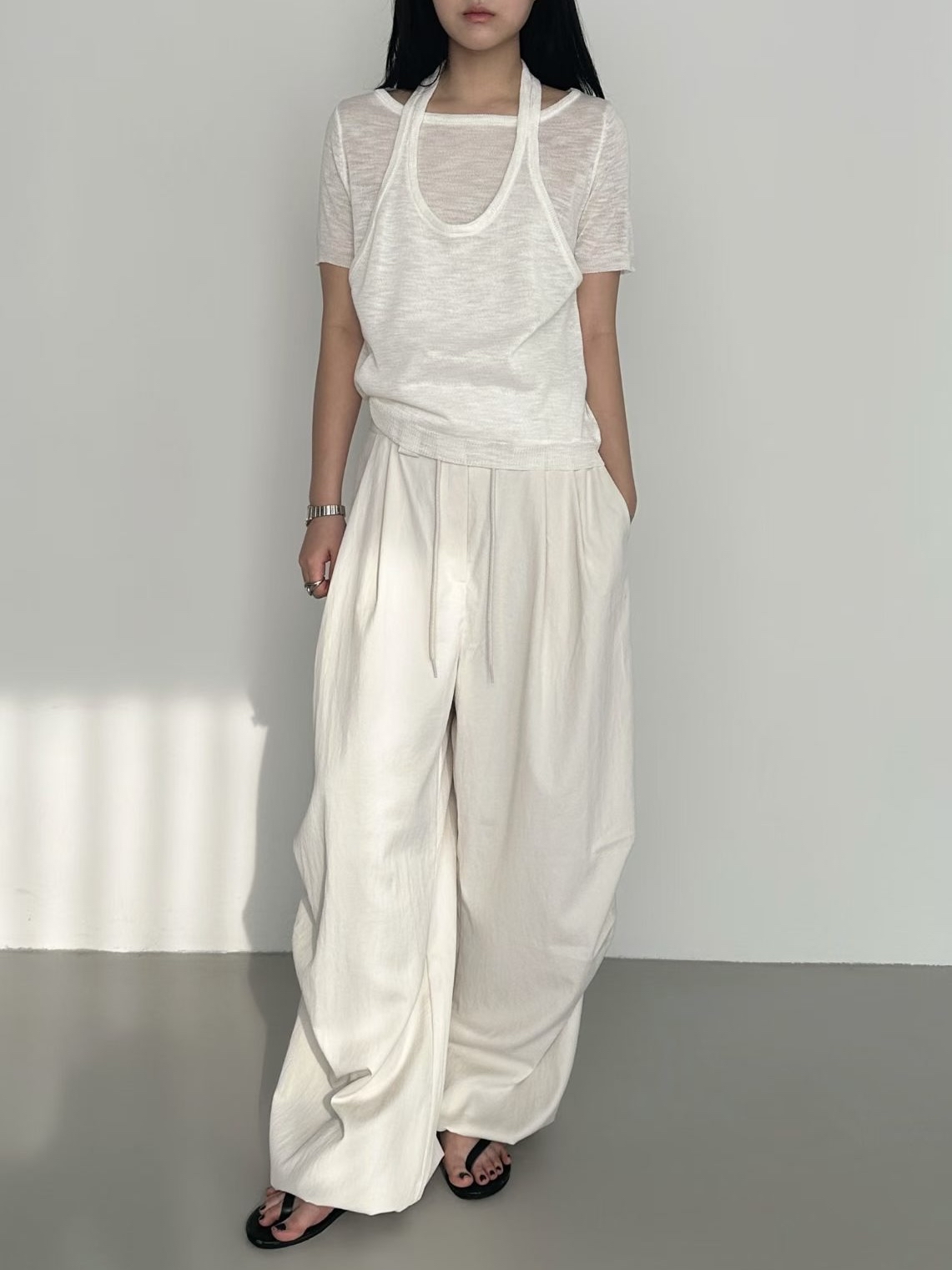 時尚掛脖針織上衣