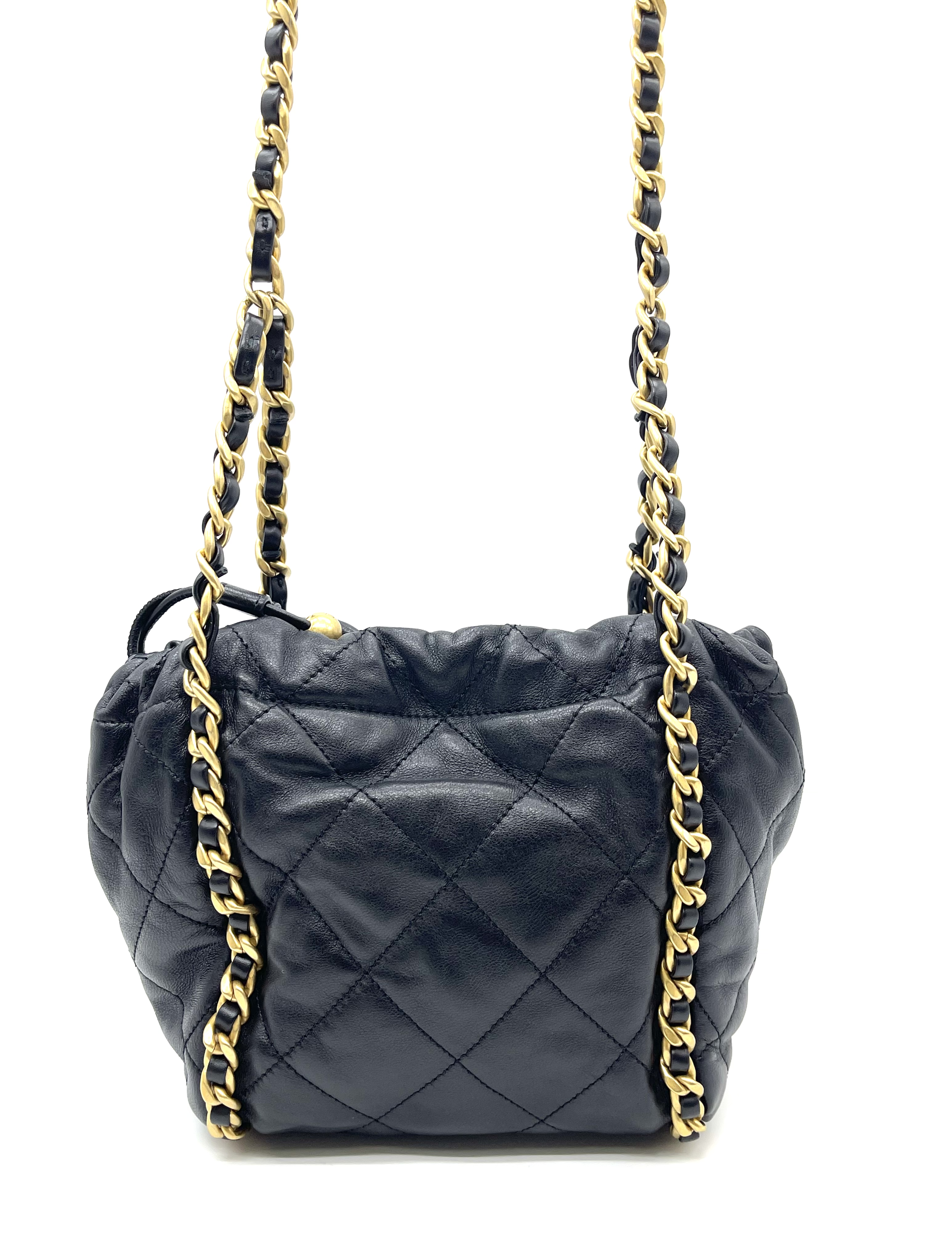 Pre-Owned CHANEL Bucket Bag / Product Code: 26050904