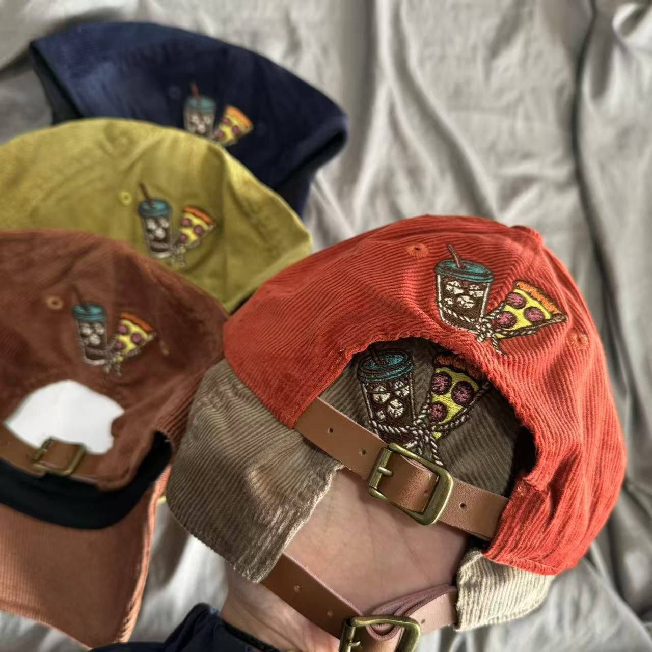 $109頂。2頂起$99頂。日系beams & pizza燈芯絨棒球