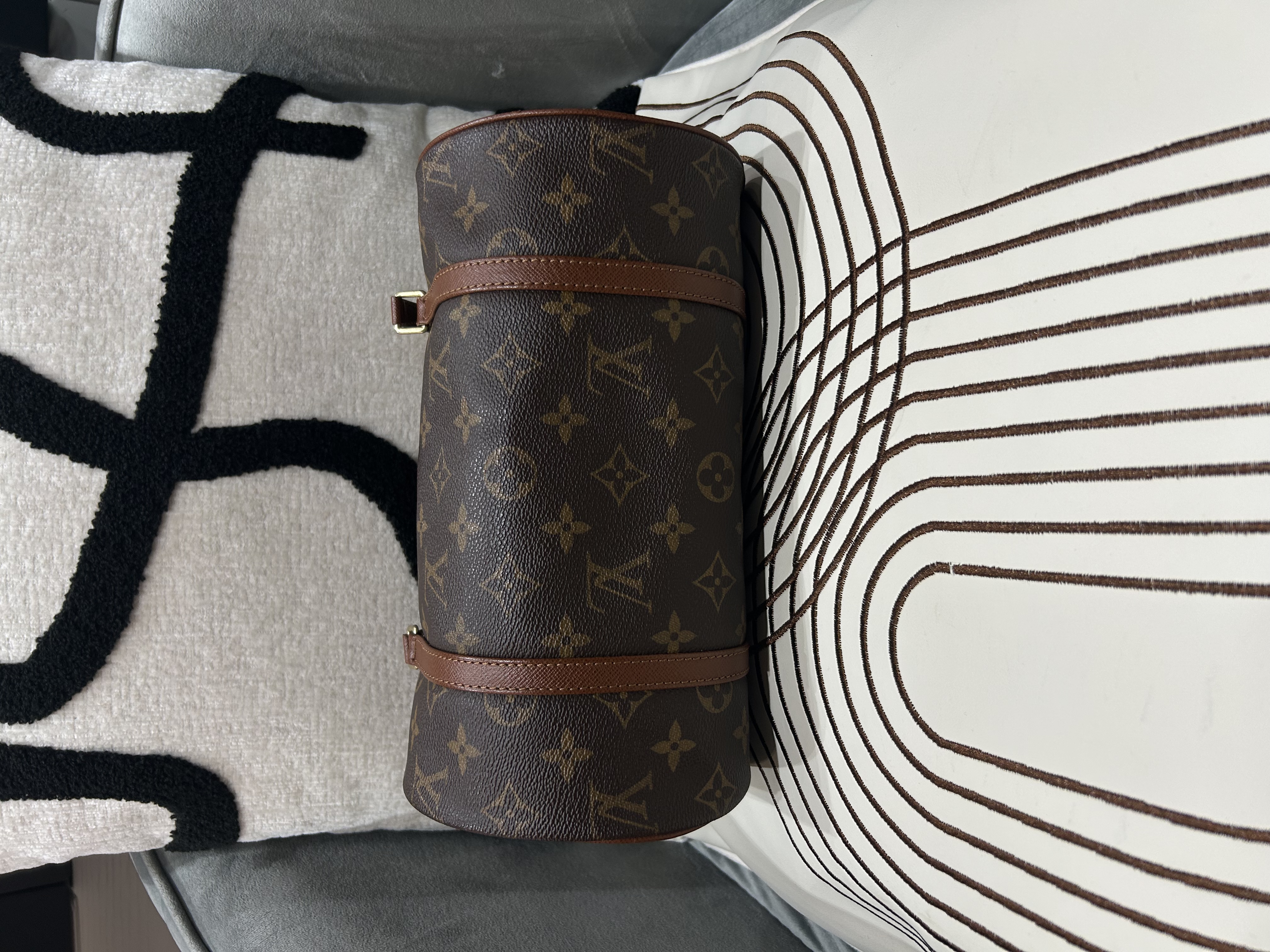 LV Papillon PM Monogram 100%Authentic, 98%New