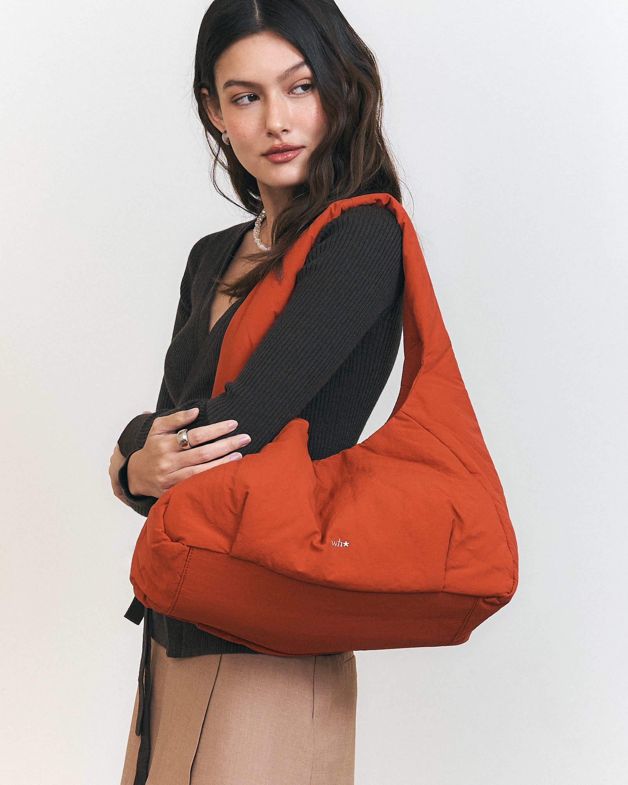 Whisperwhite - Rinn Hobo (Nylon)