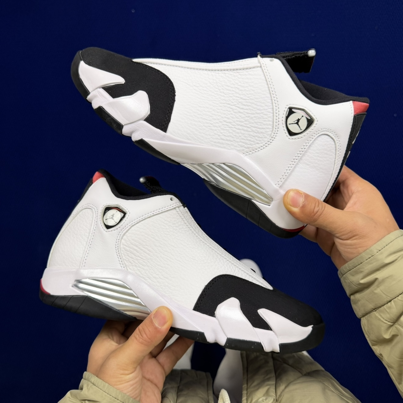 Air Jordan 14 Retro 'Black Toe' 487471-160