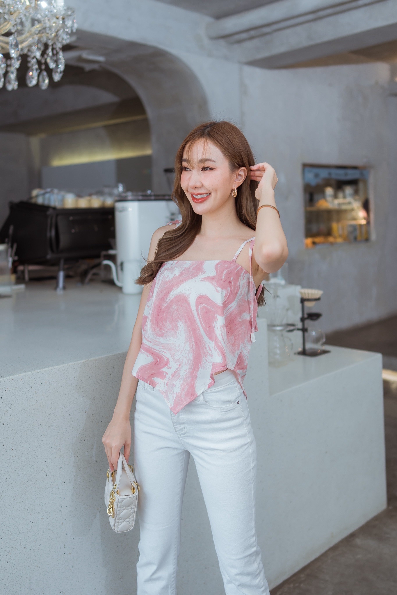 26🇹🇭新款預訂 三角大理石綁帶TOP