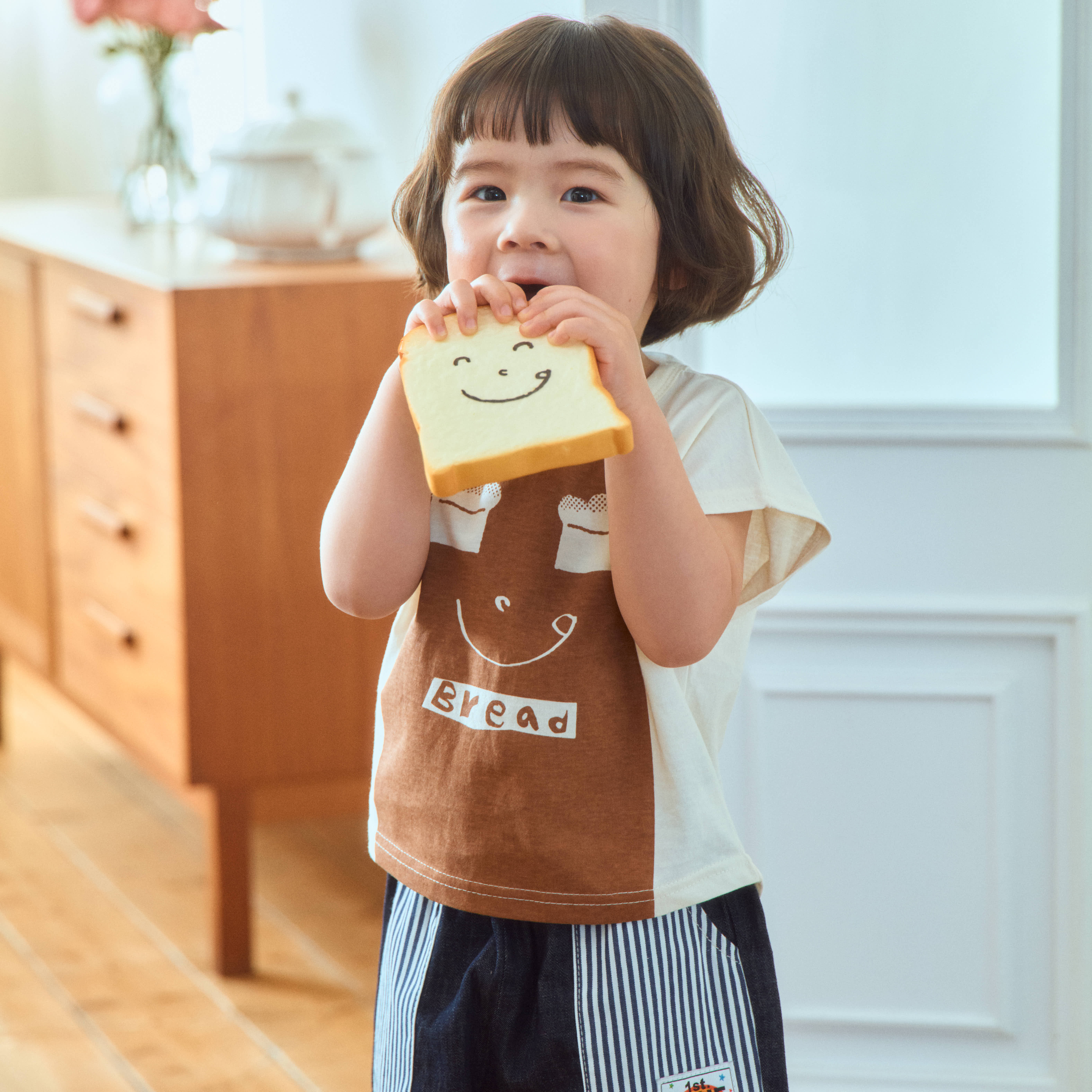 可愛 Bread Top
